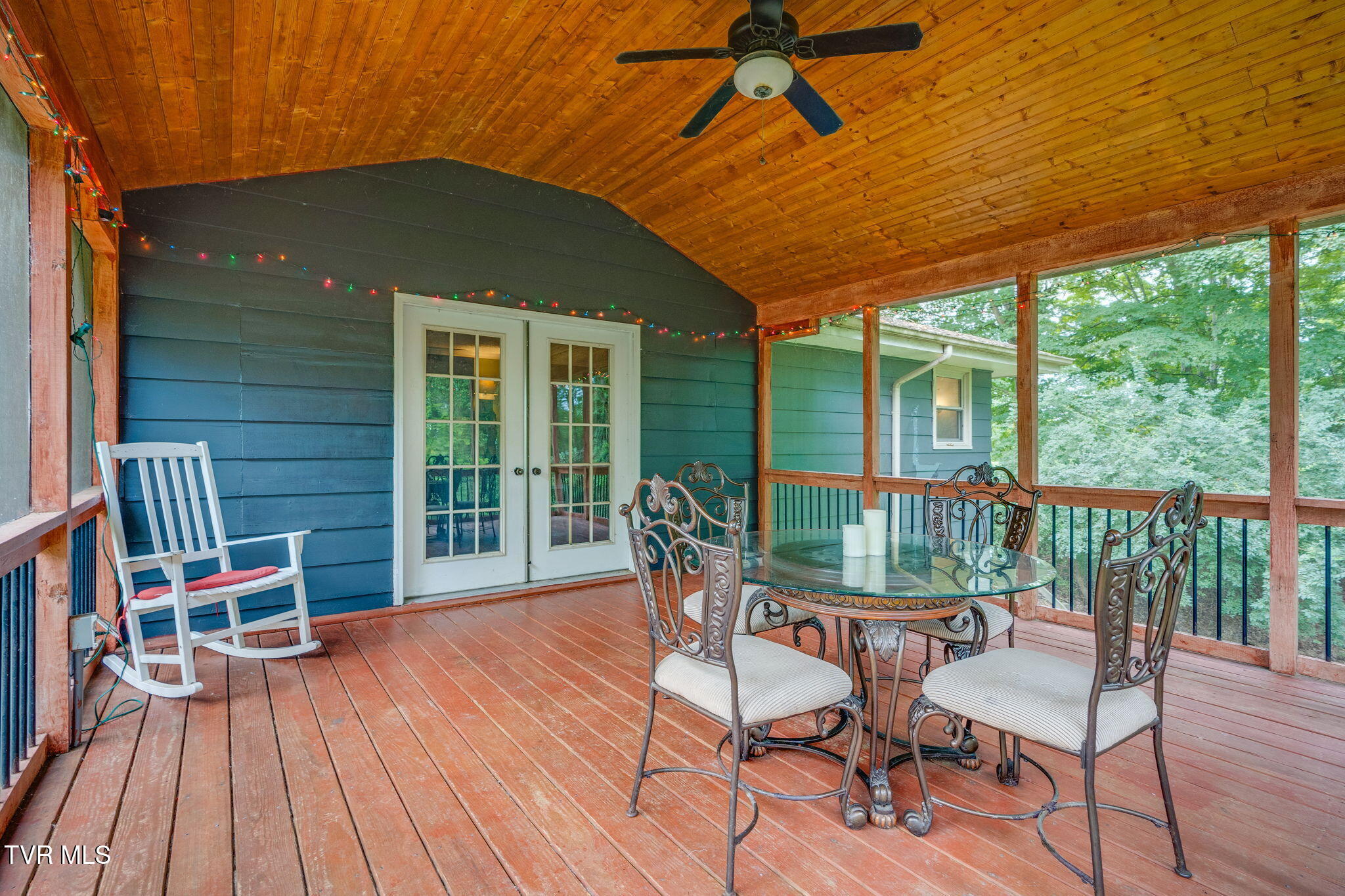 4016 Skyland Drive