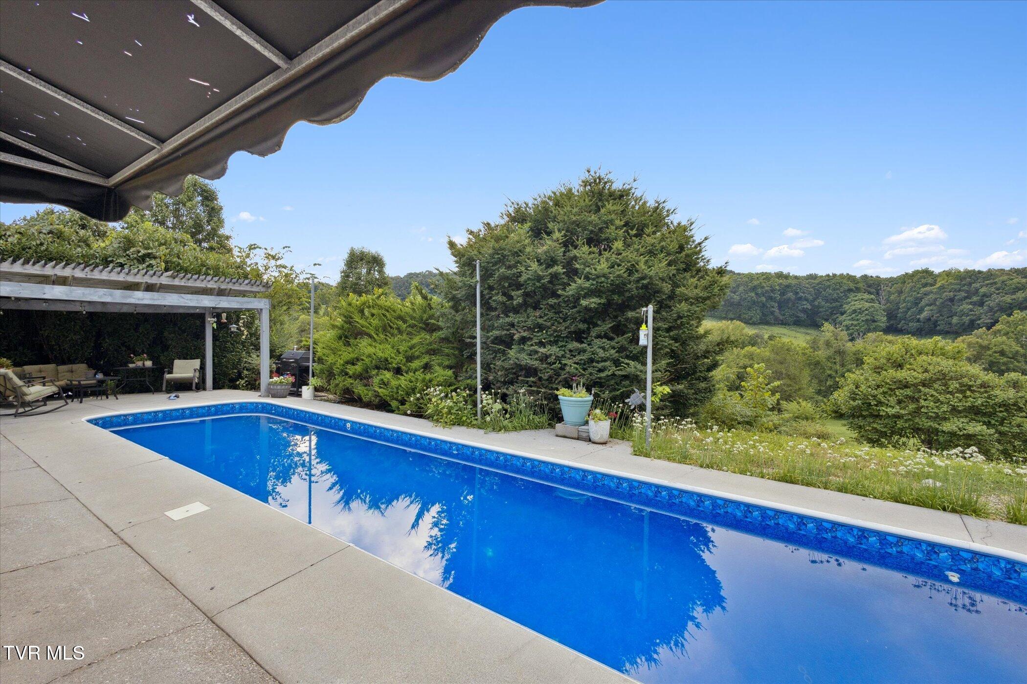 7717 Greenbriar Road