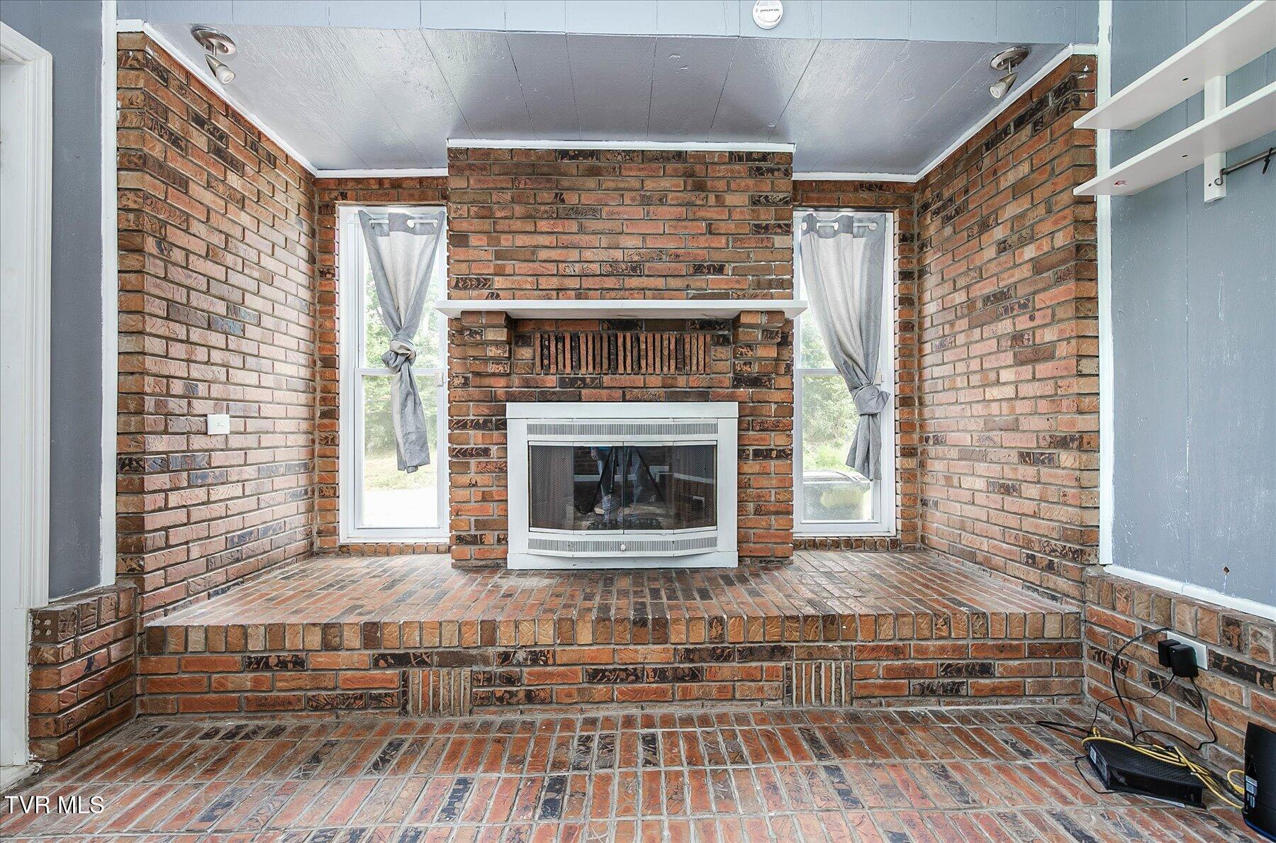 1413 Haga Road