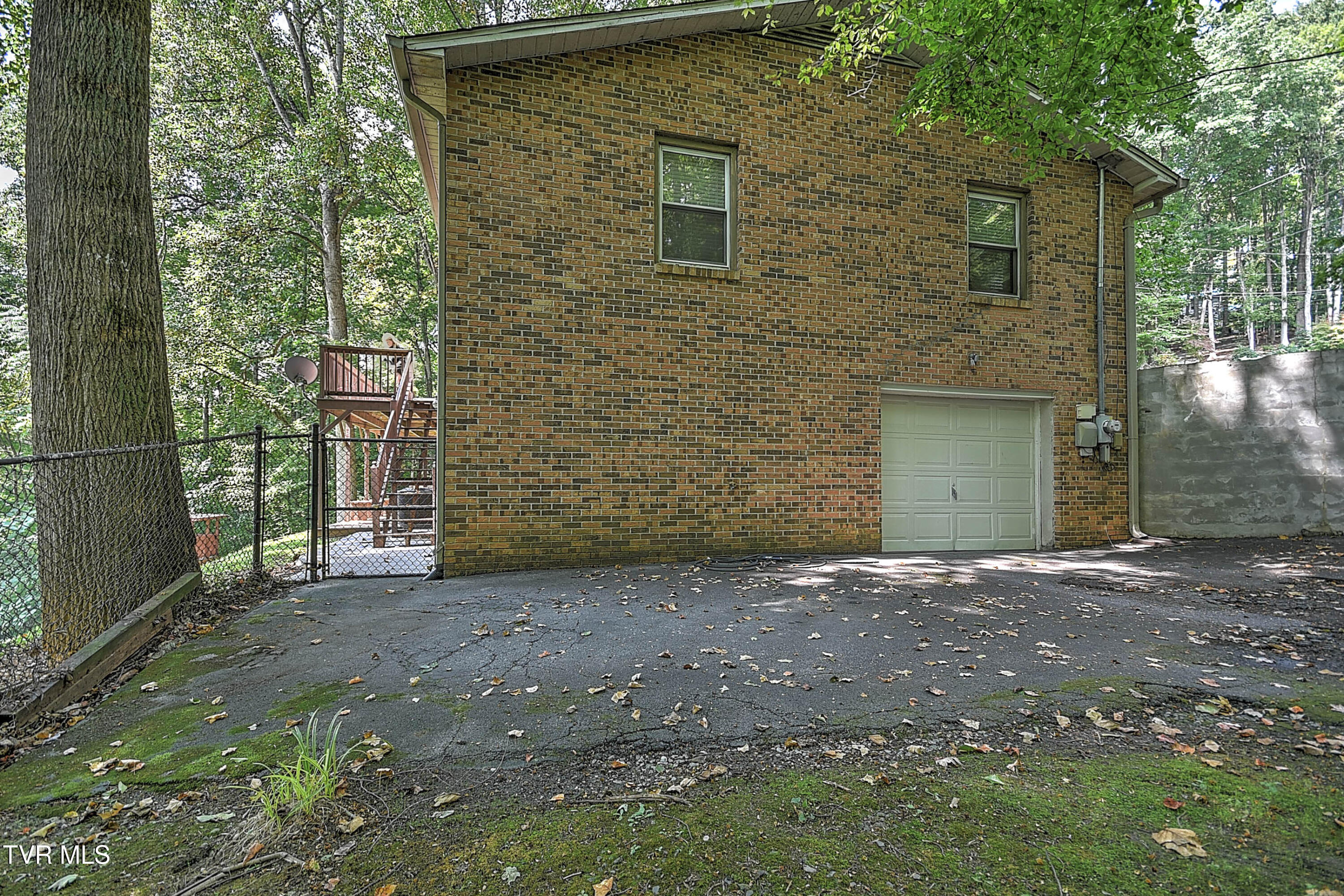 377 Carlton Road
