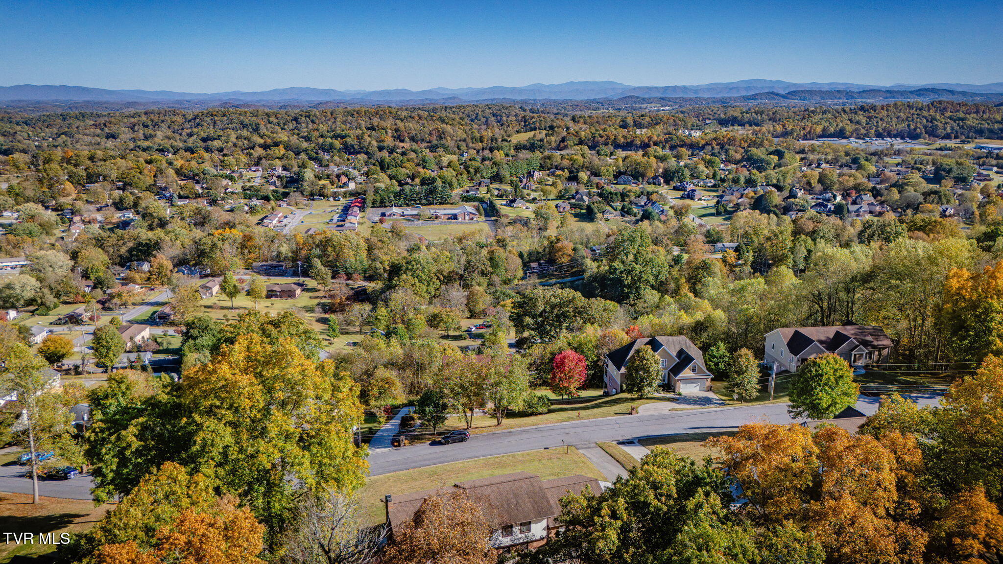 2316 Colonial View Road