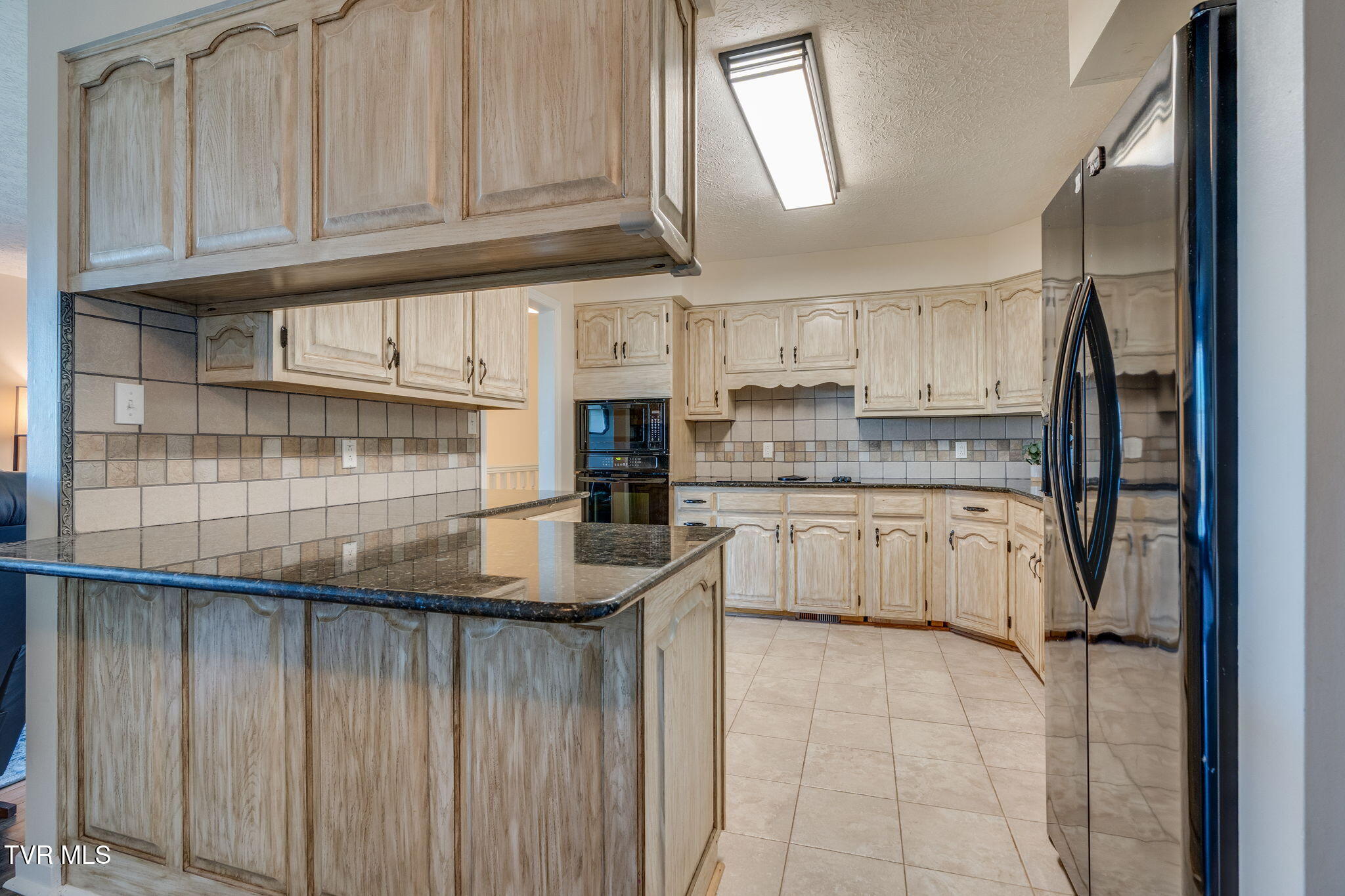 2316 Colonial View Road