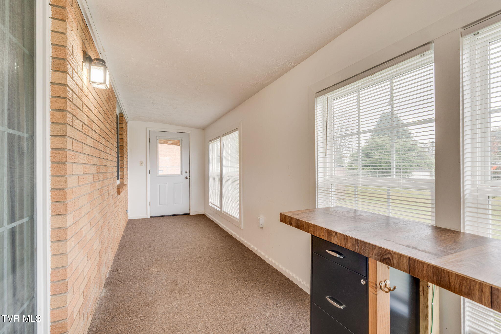 400 Drinnon Drive