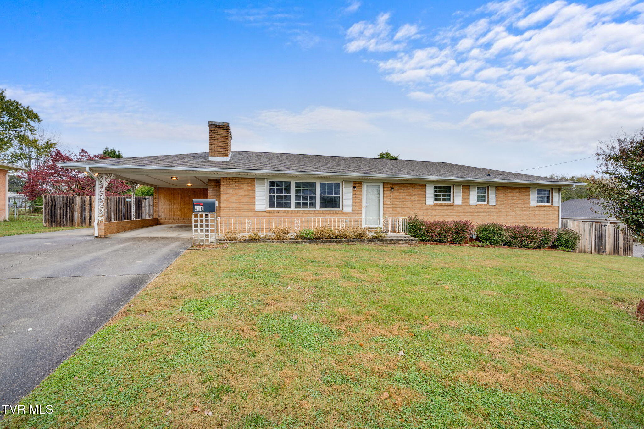 400 Drinnon Drive