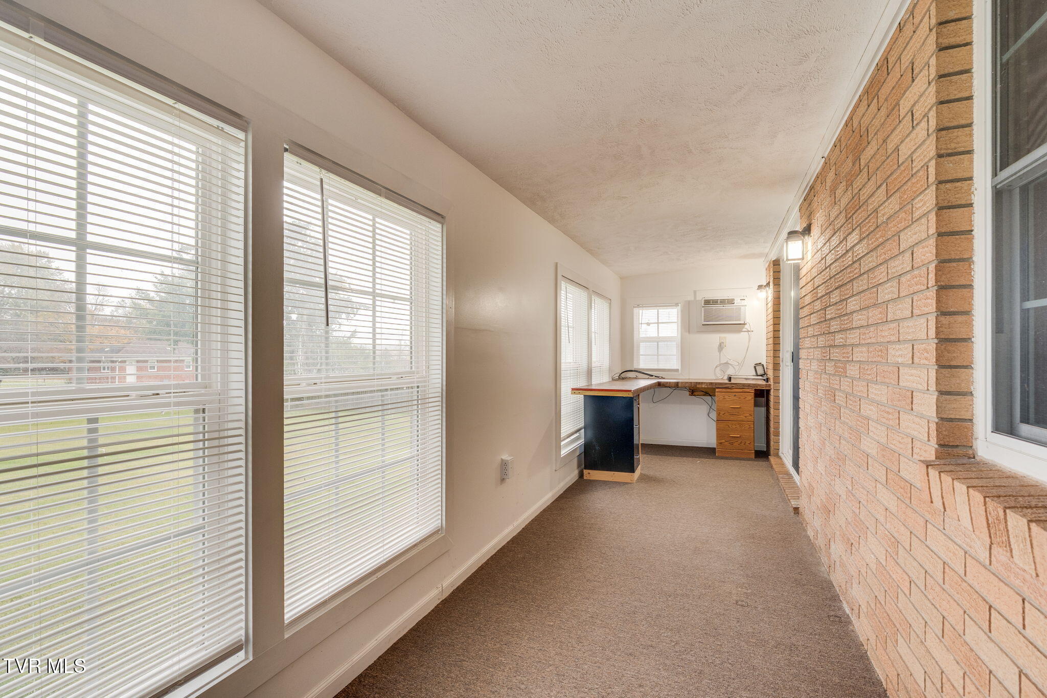 400 Drinnon Drive