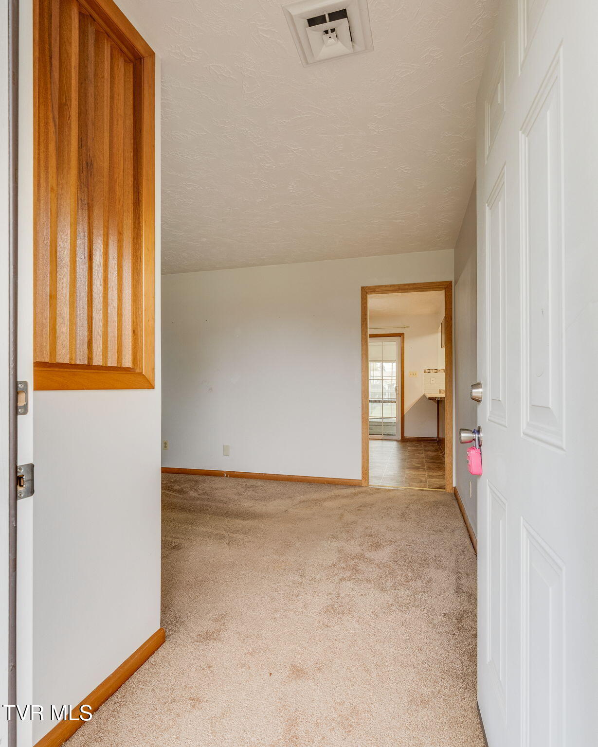 400 Drinnon Drive