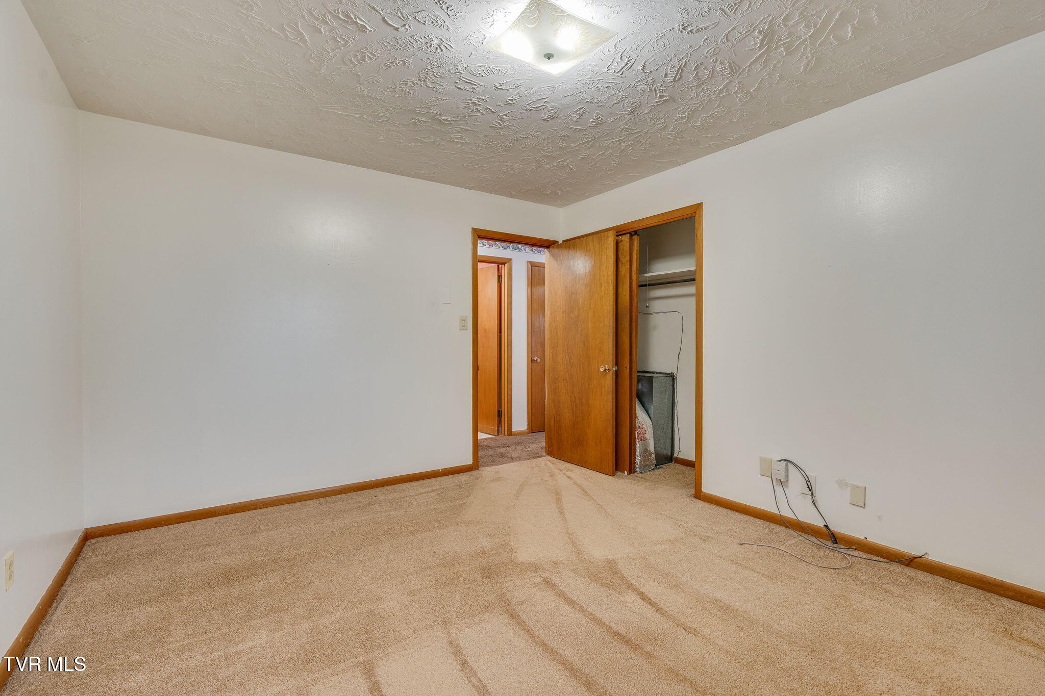 400 Drinnon Drive