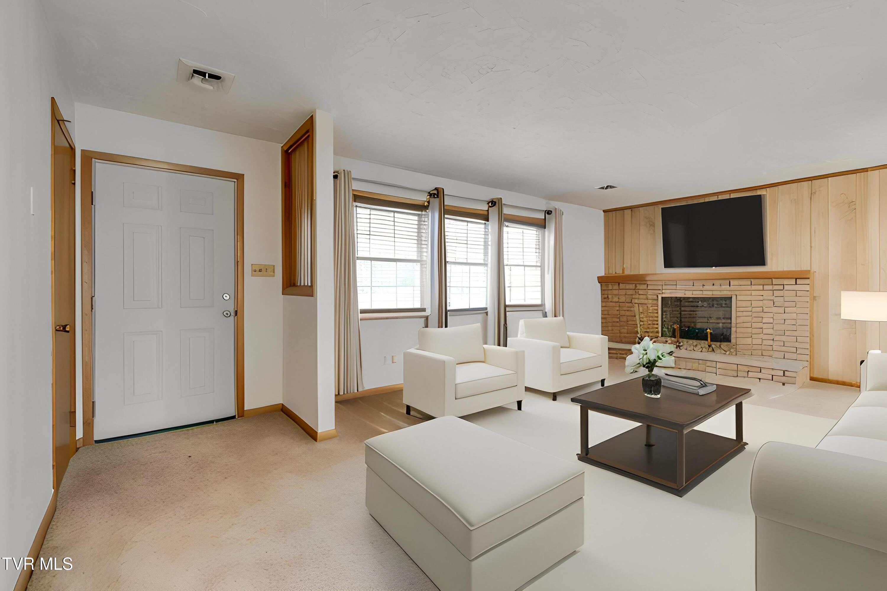 400 Drinnon Drive