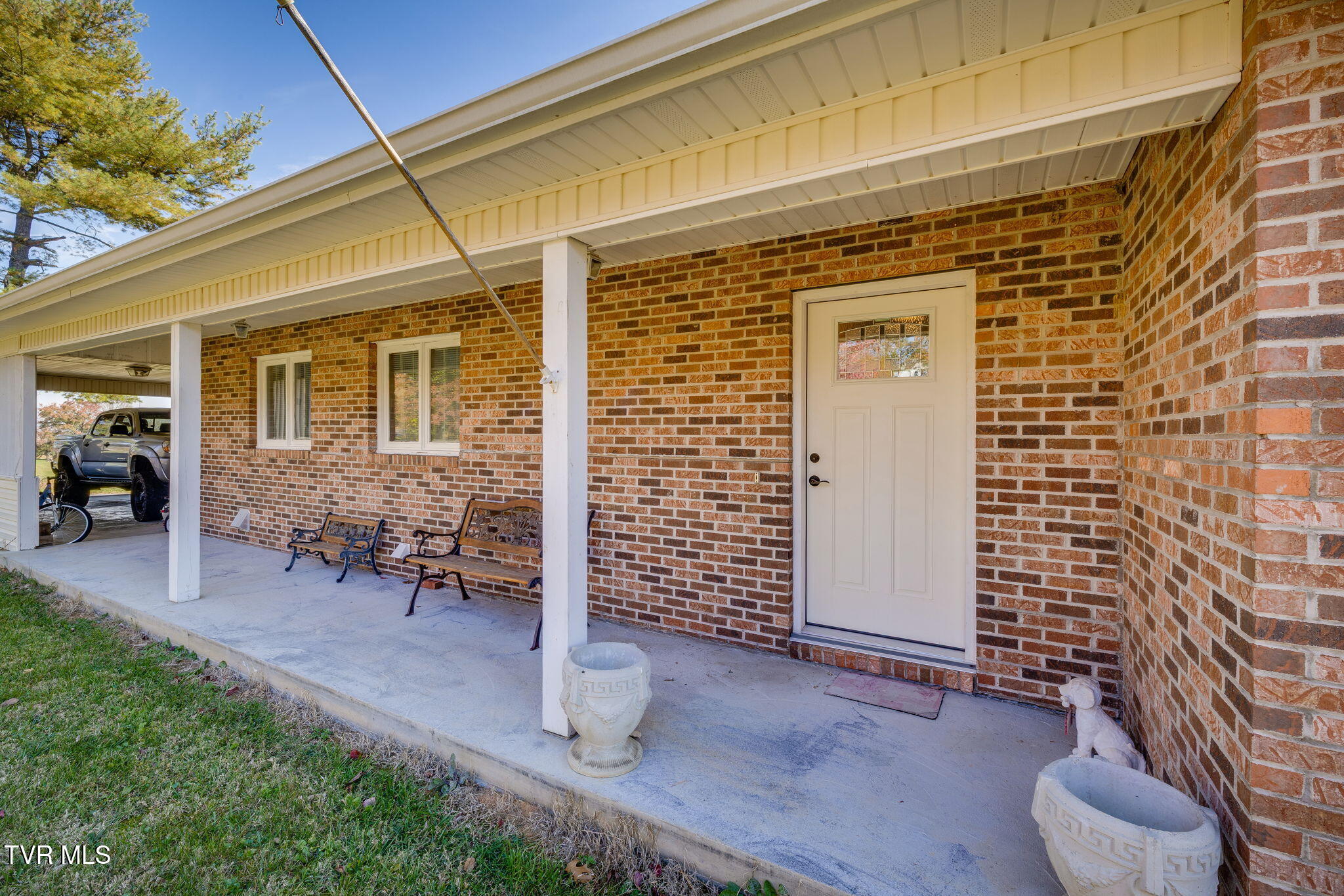 520 West Valley Drive