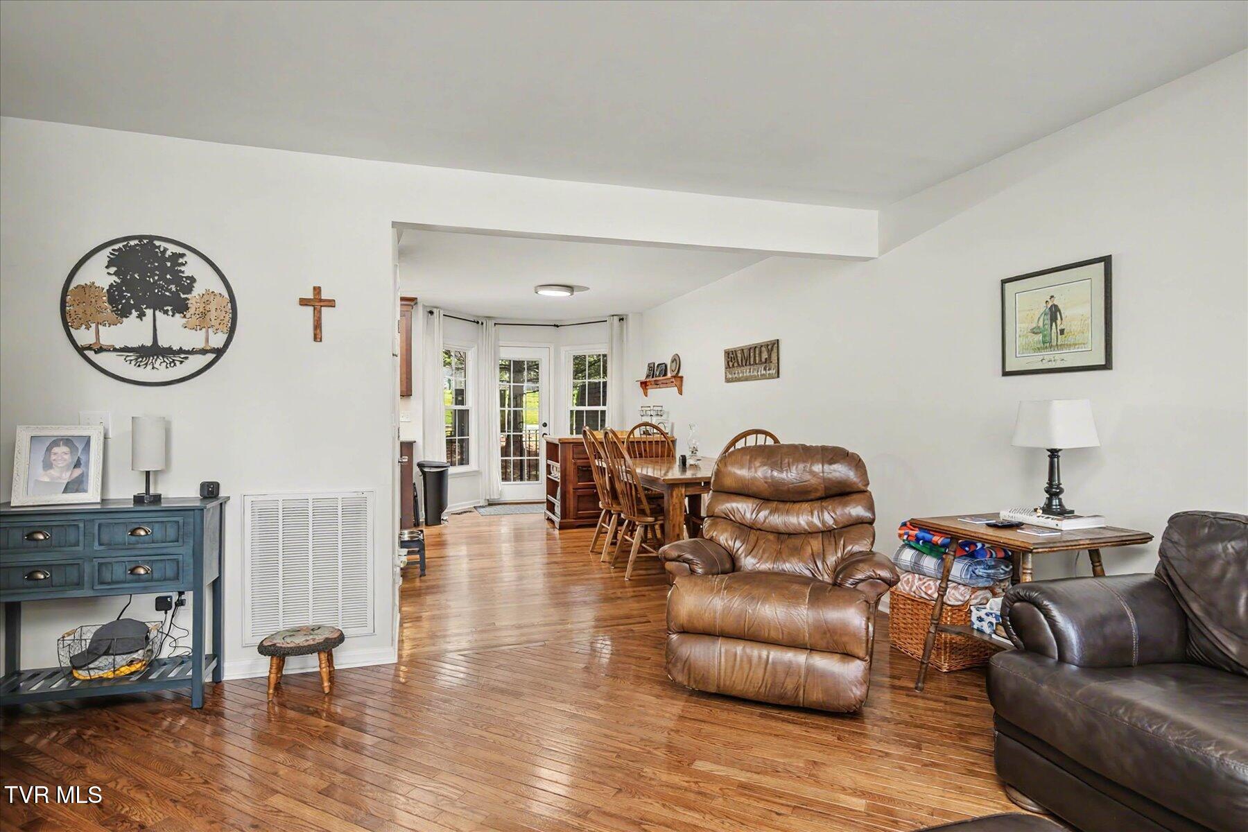 437 Andover Court .