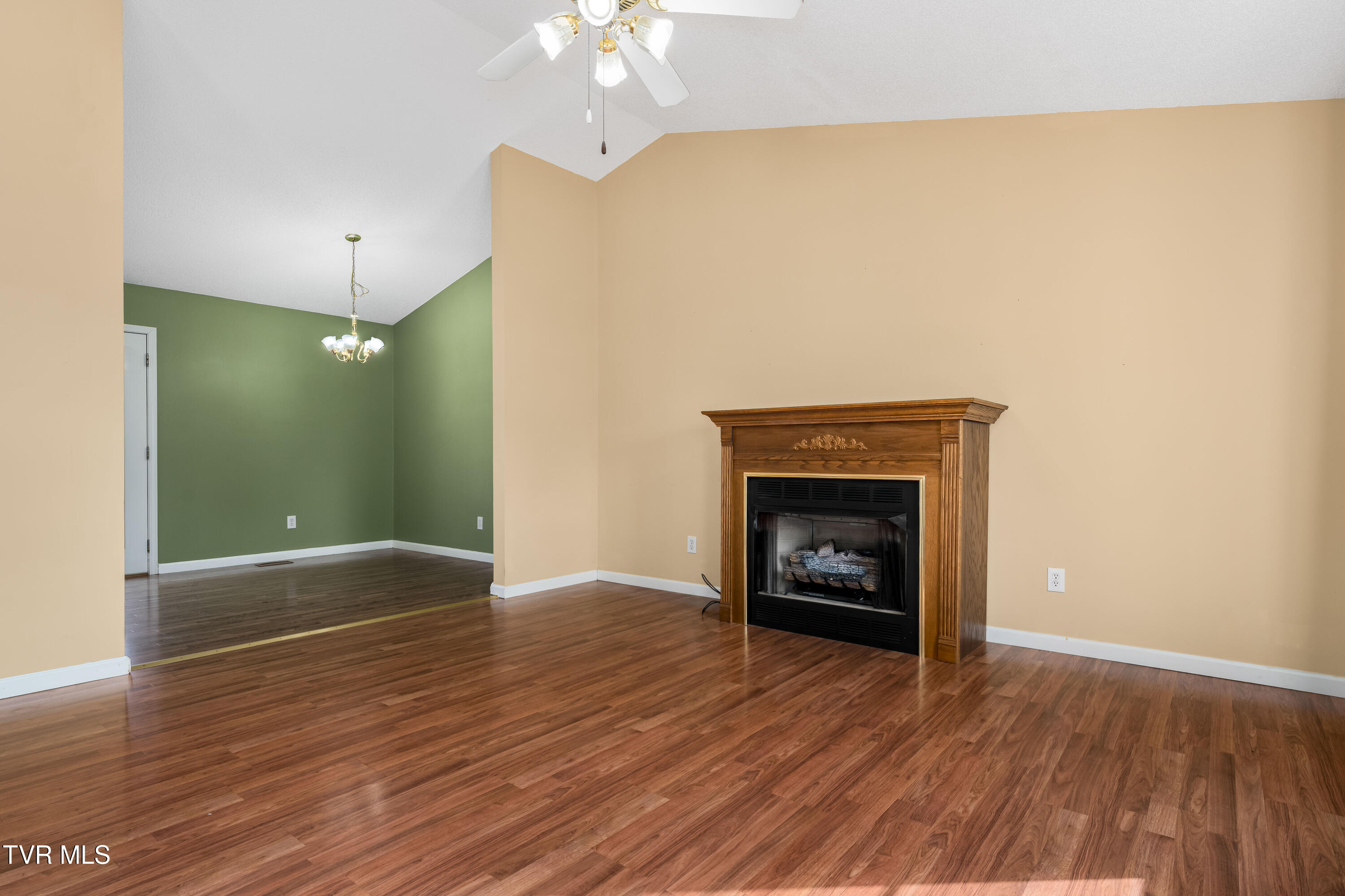 115 Maple Ridge Drive