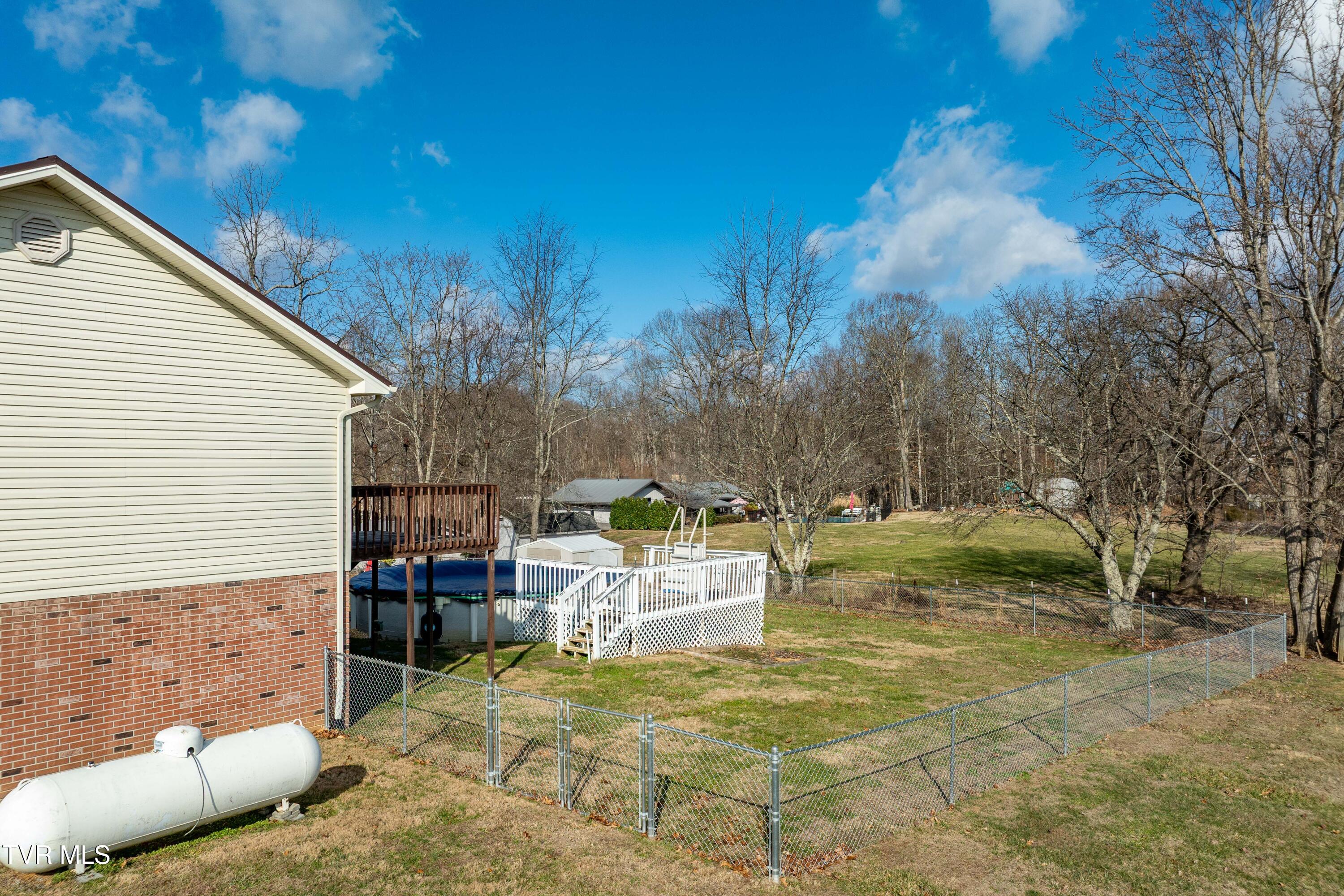 115 Maple Ridge Drive