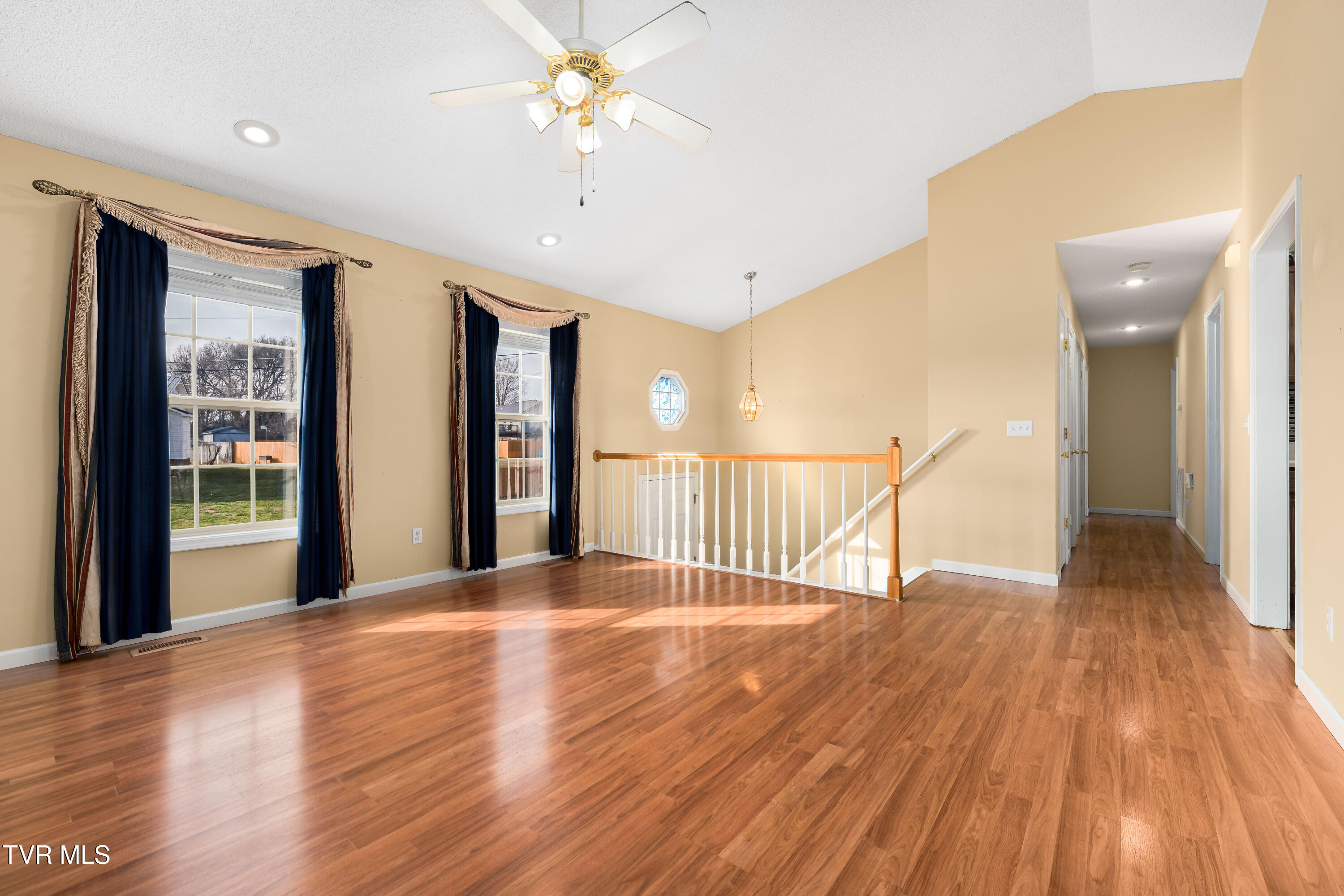 115 Maple Ridge Drive