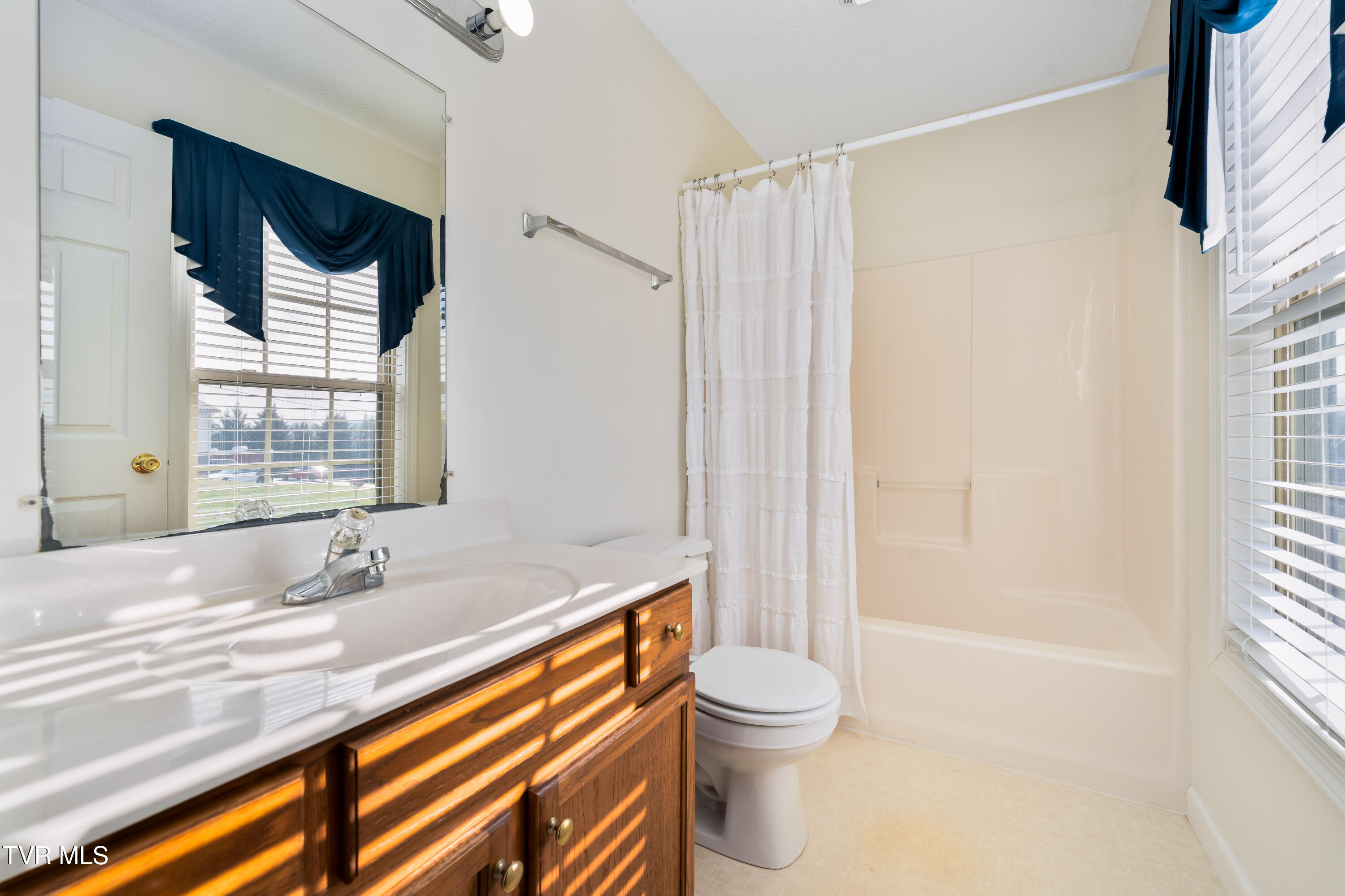 115 Maple Ridge Drive
