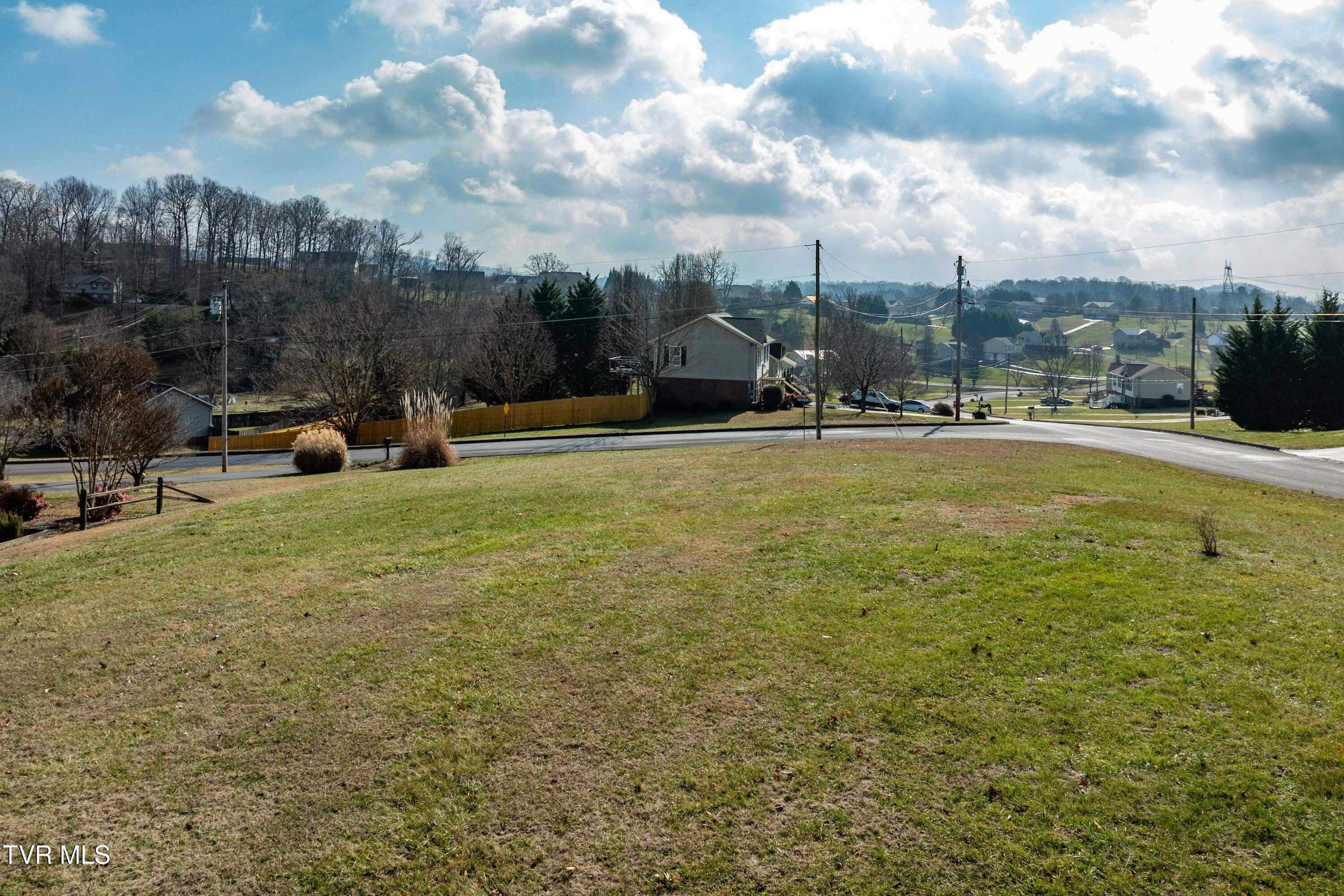 115 Maple Ridge Drive