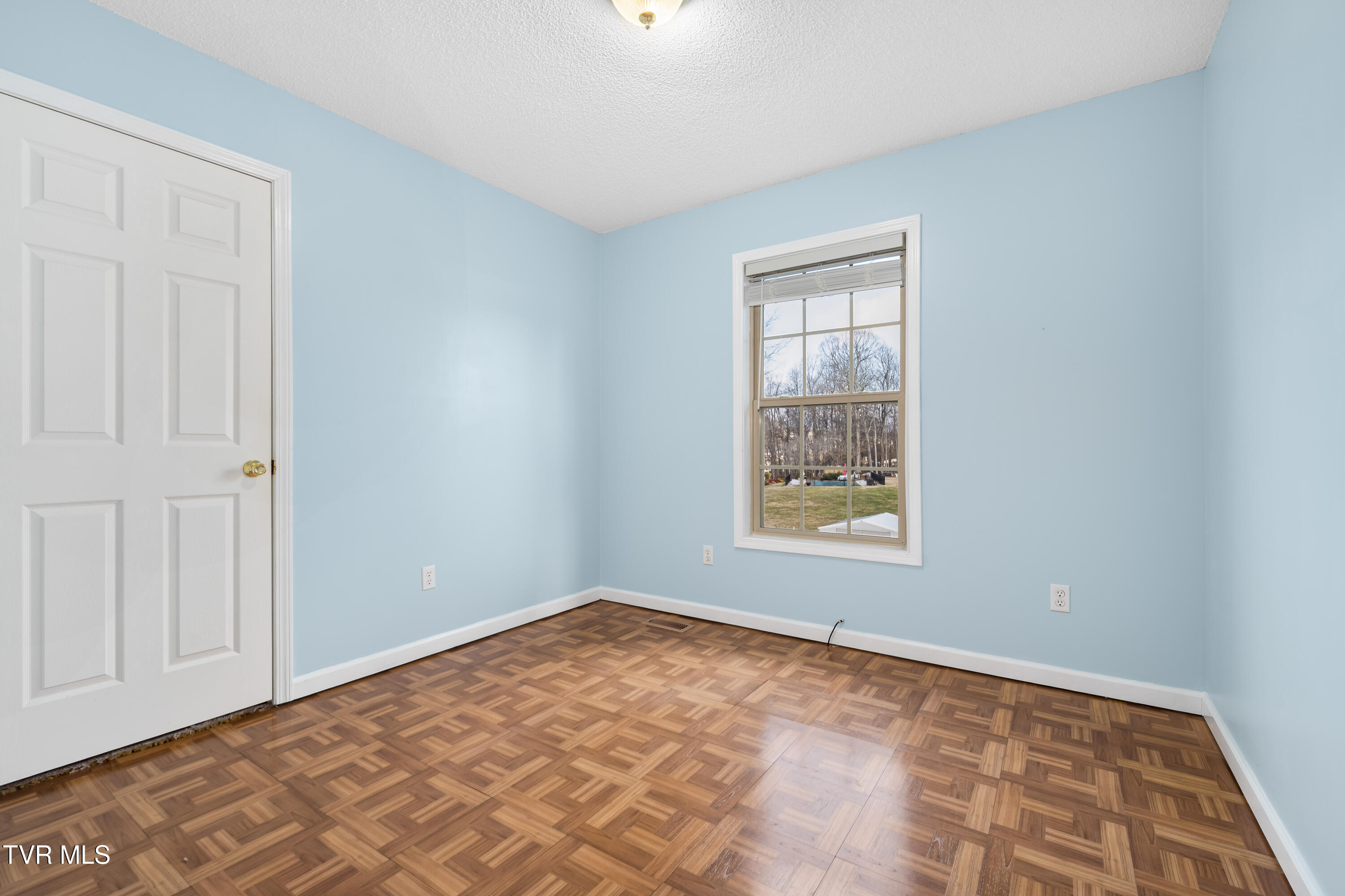 115 Maple Ridge Drive