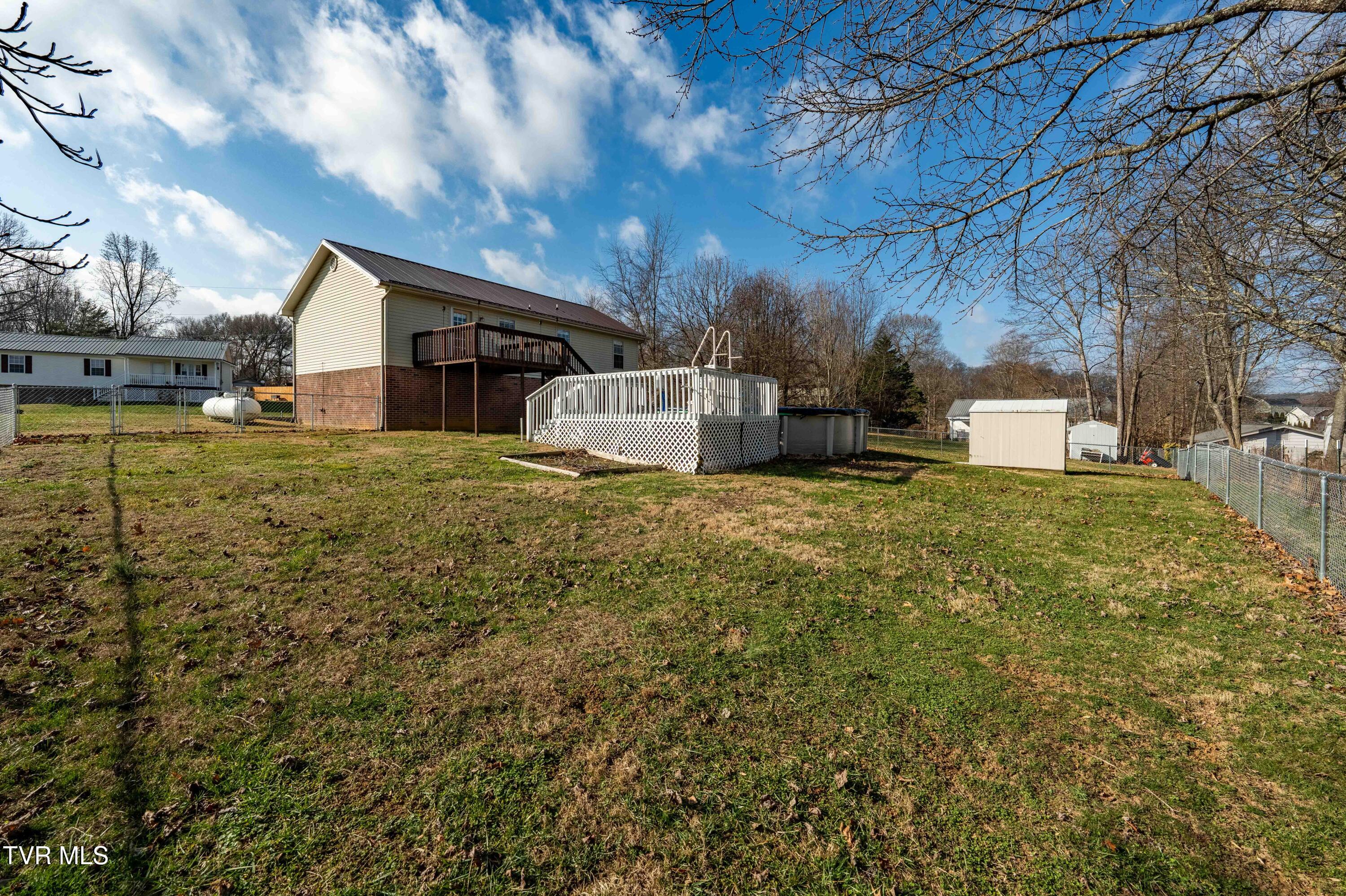 115 Maple Ridge Drive