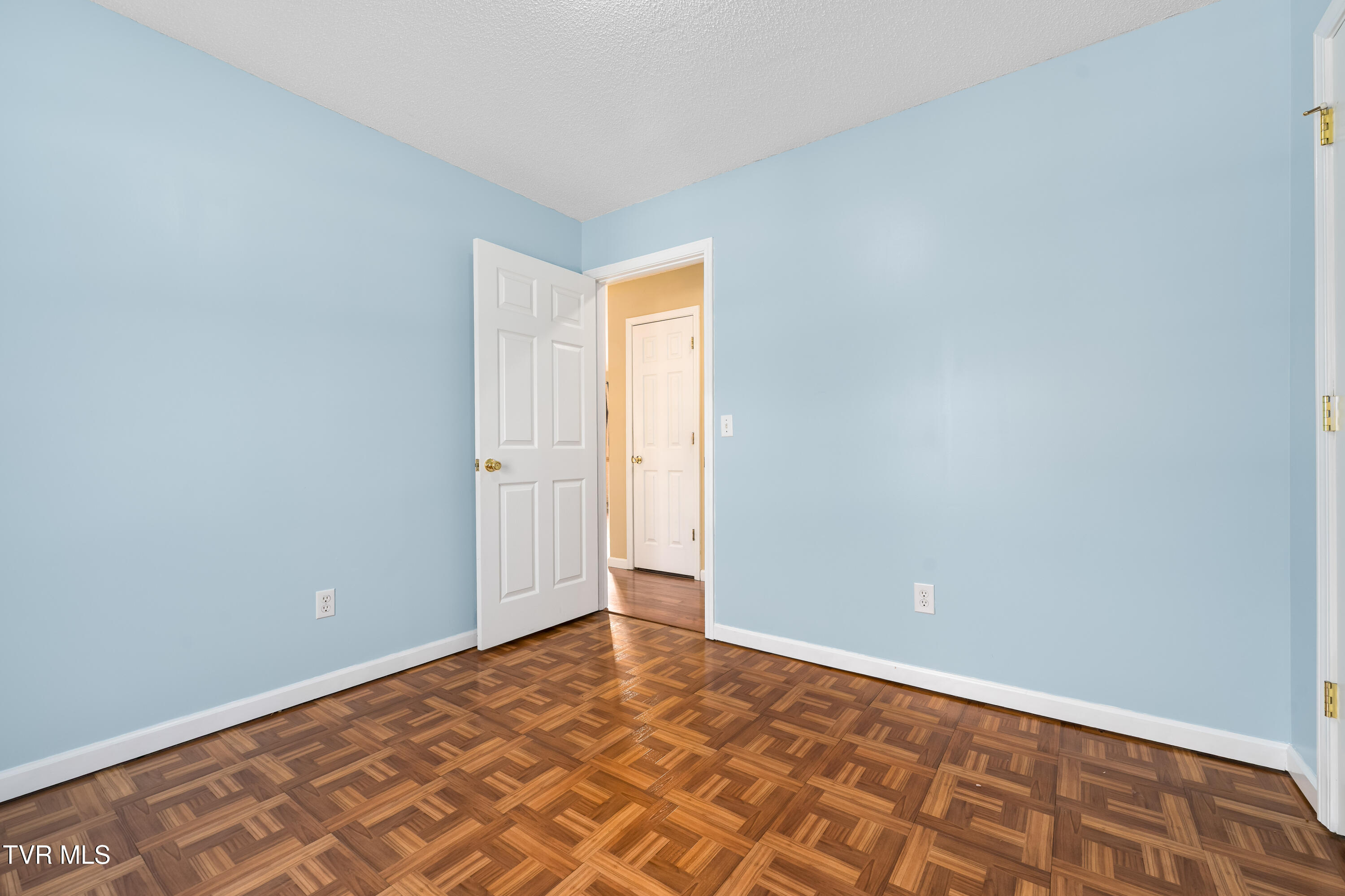 115 Maple Ridge Drive