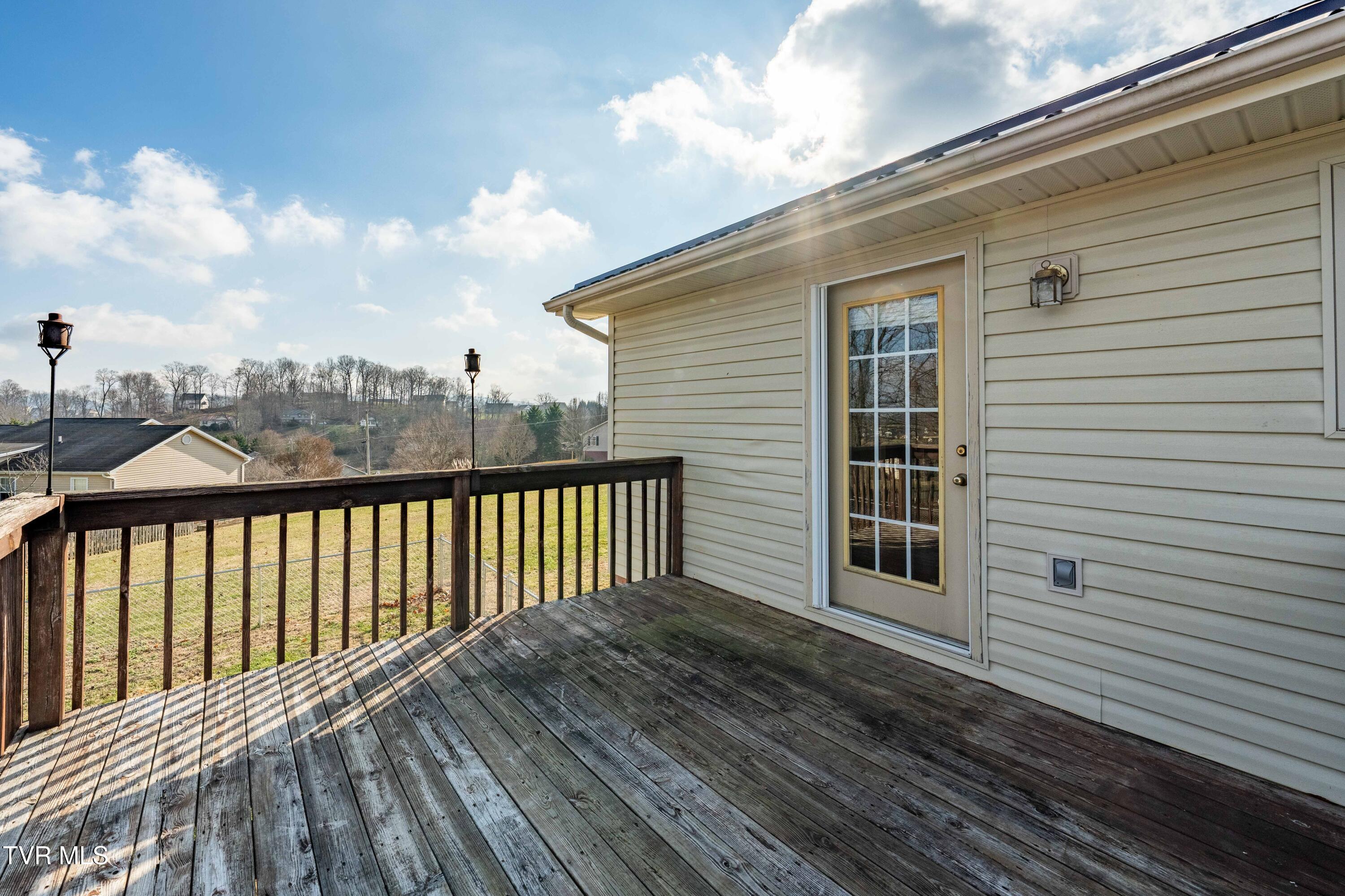 115 Maple Ridge Drive