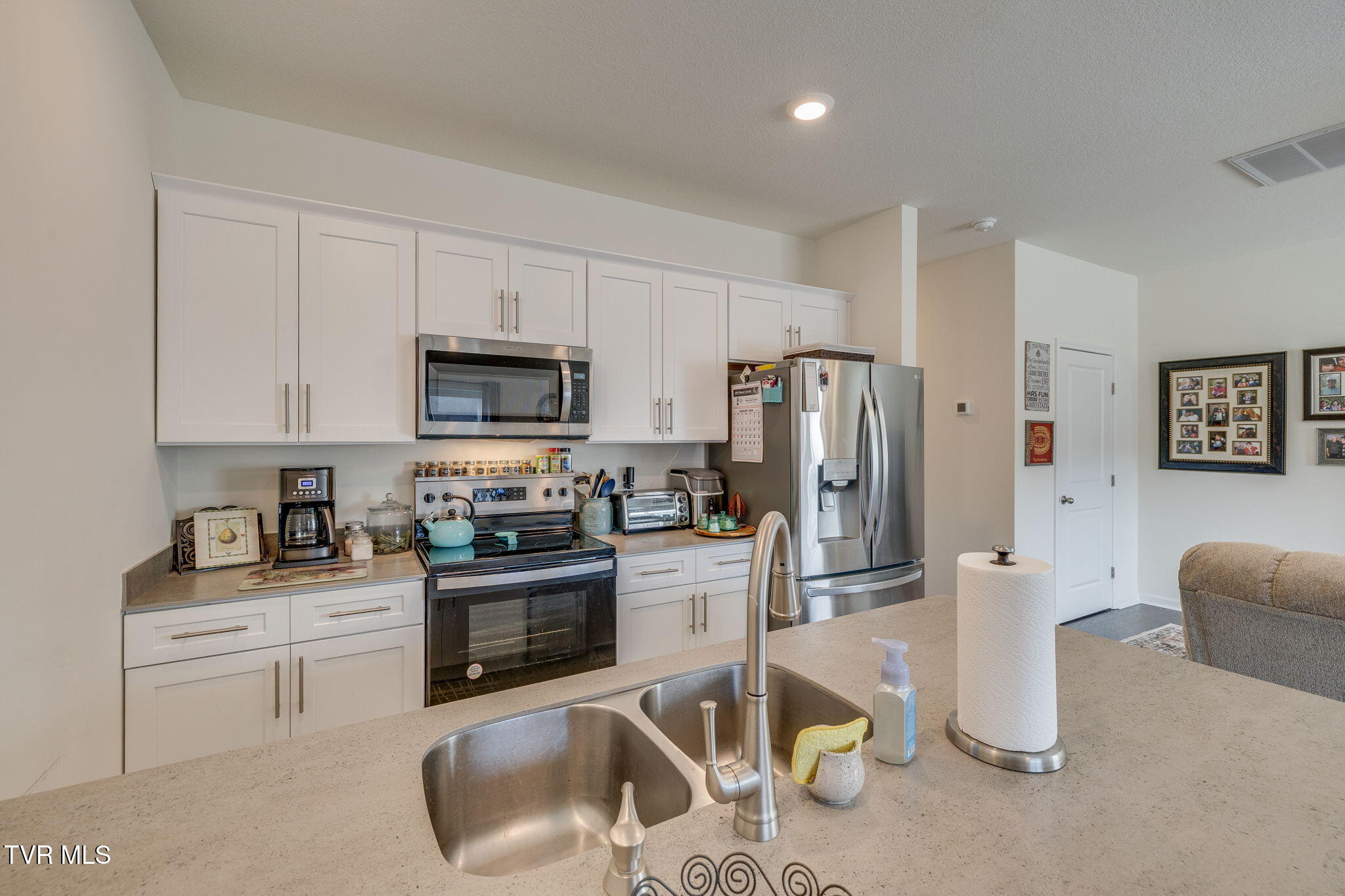 1041 Saylors Place 1041