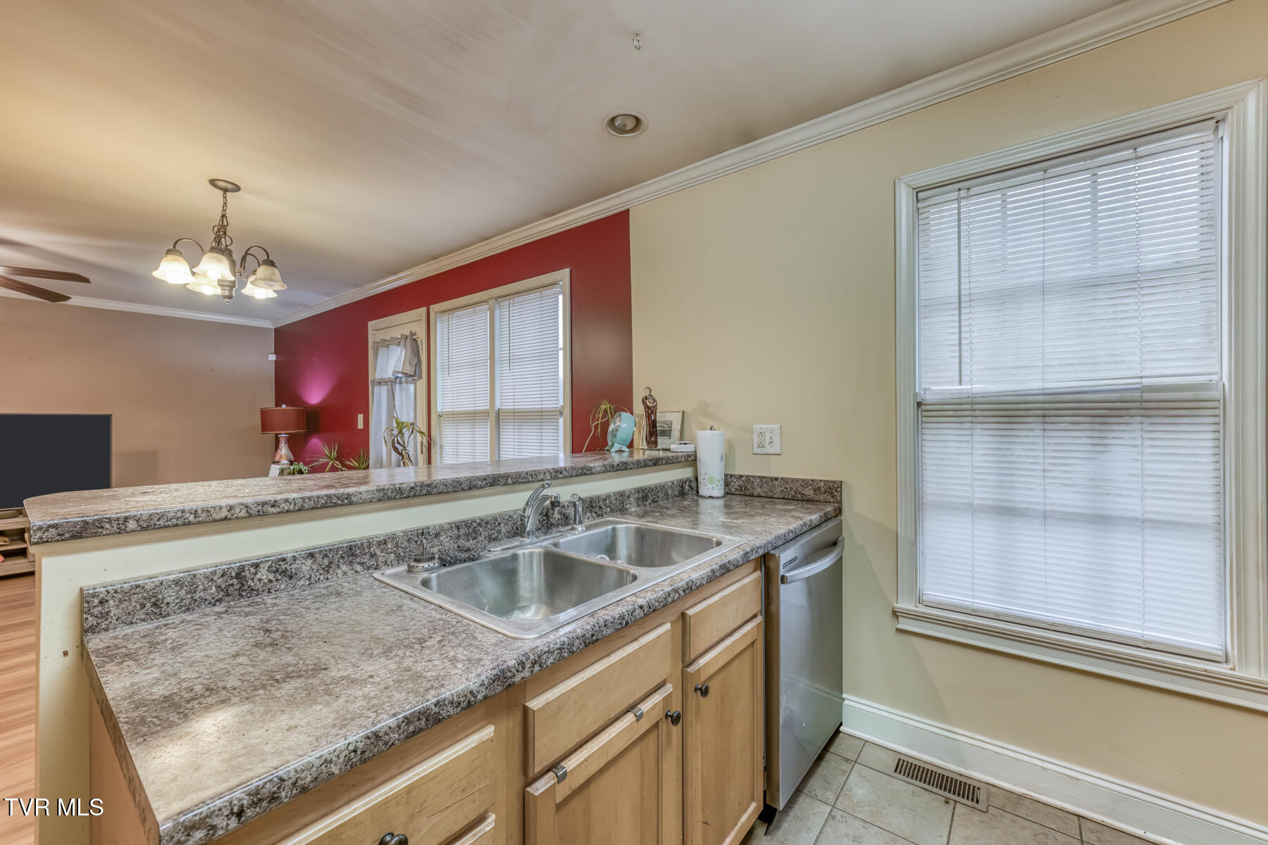 87 Lorena Lane