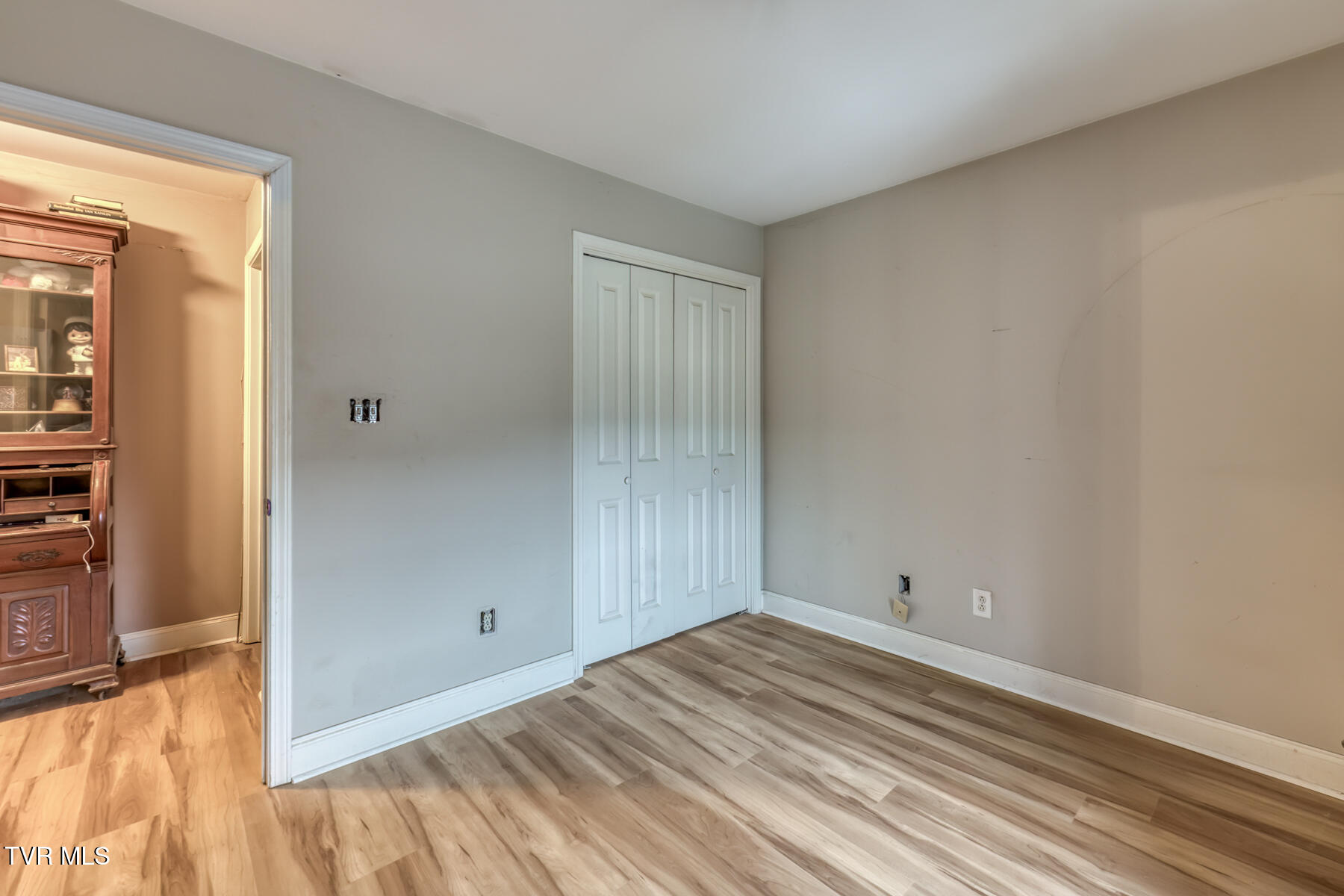87 Lorena Lane