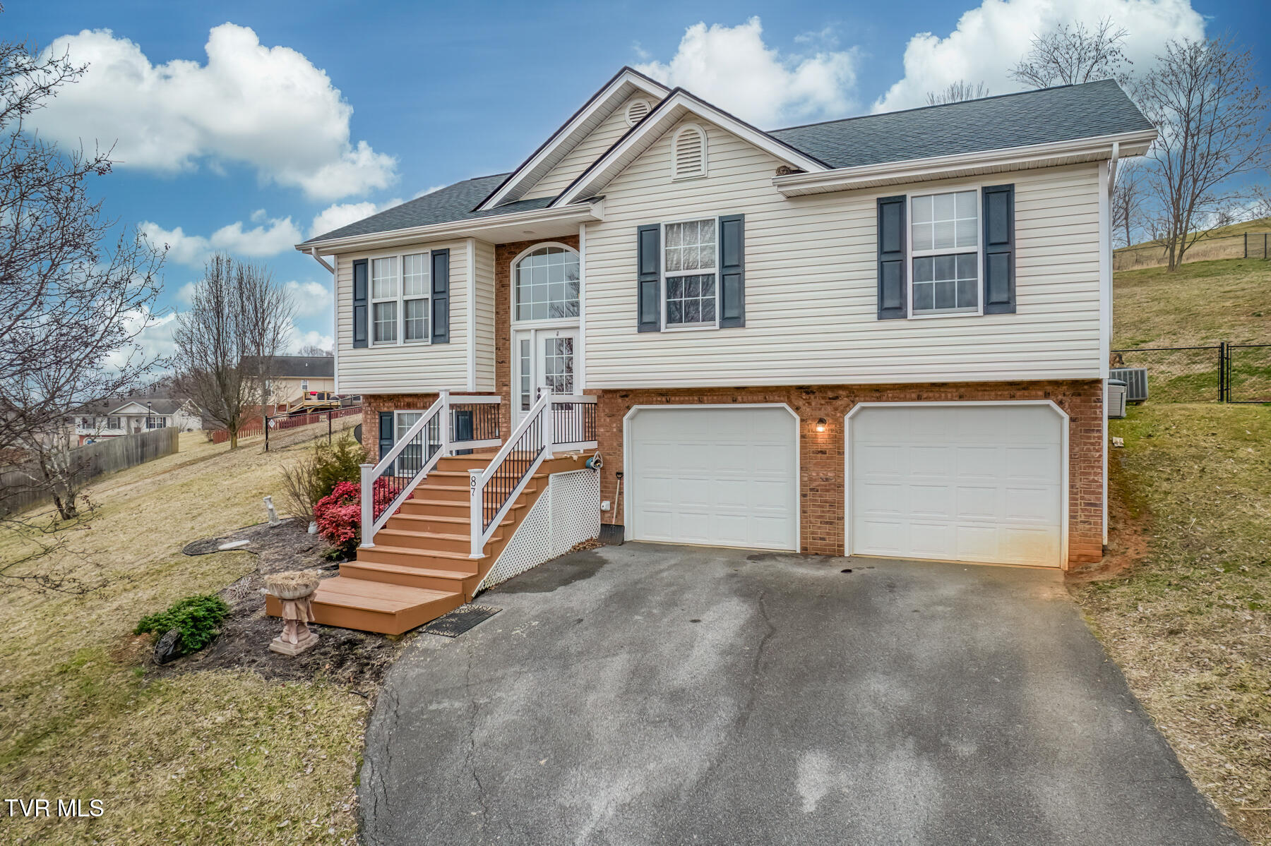 87 Lorena Lane