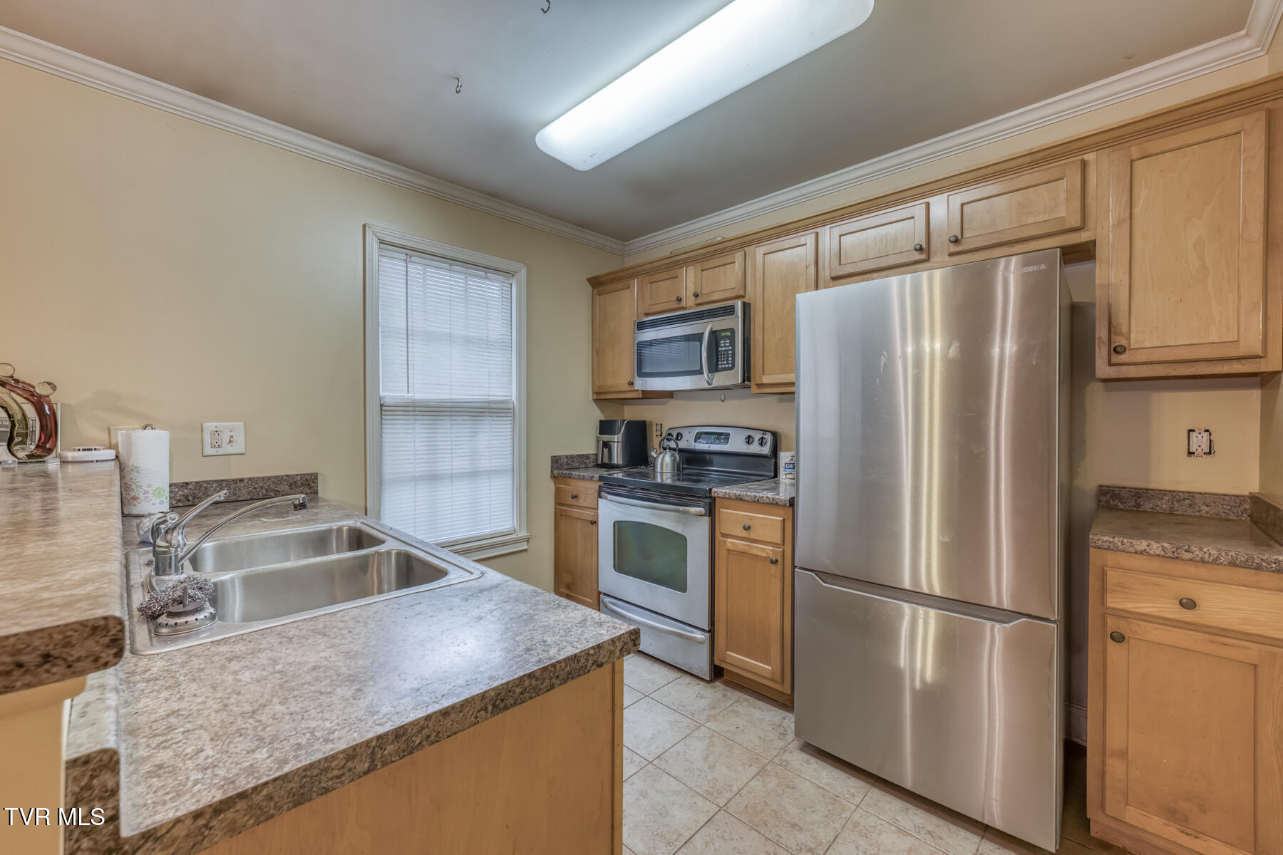 87 Lorena Lane