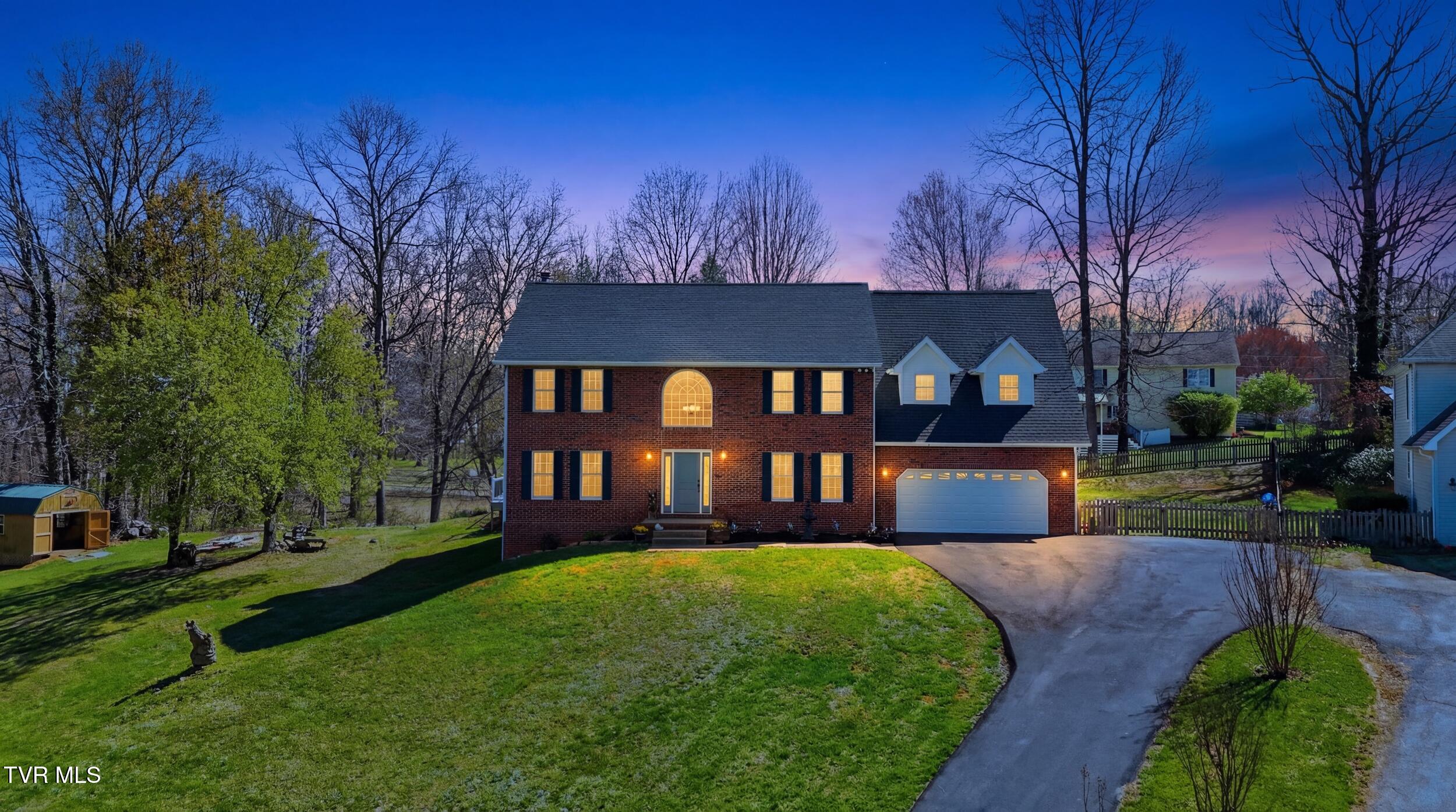 124 Lazy Lane