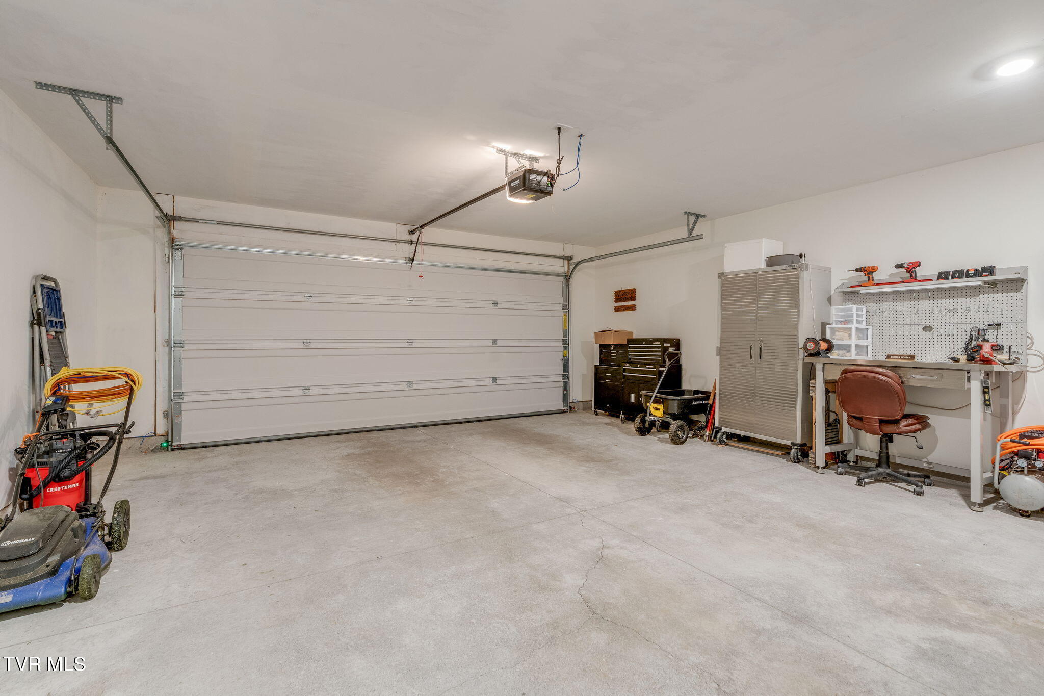 531 Cox Hollow Road