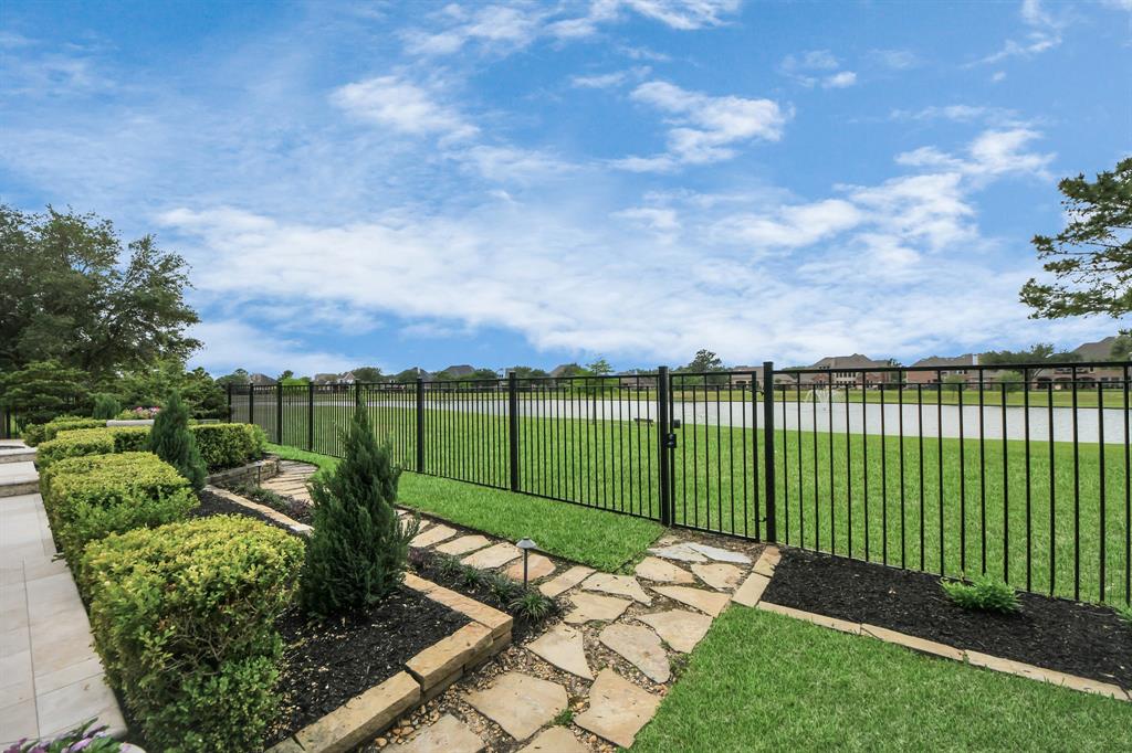 11415 Stonecreek Bend Lane