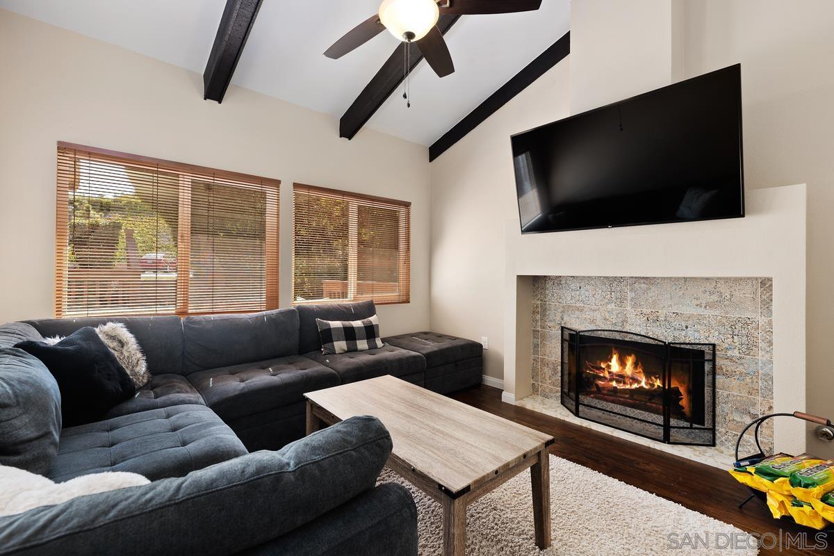 1844 Wintergreen Glen
