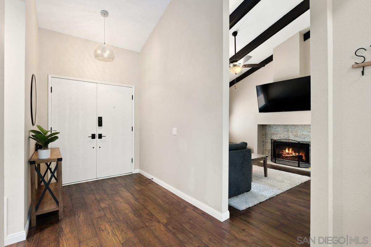 1844 Wintergreen Glen