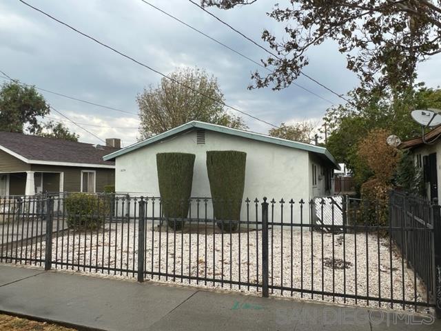 1456 W 6th St.