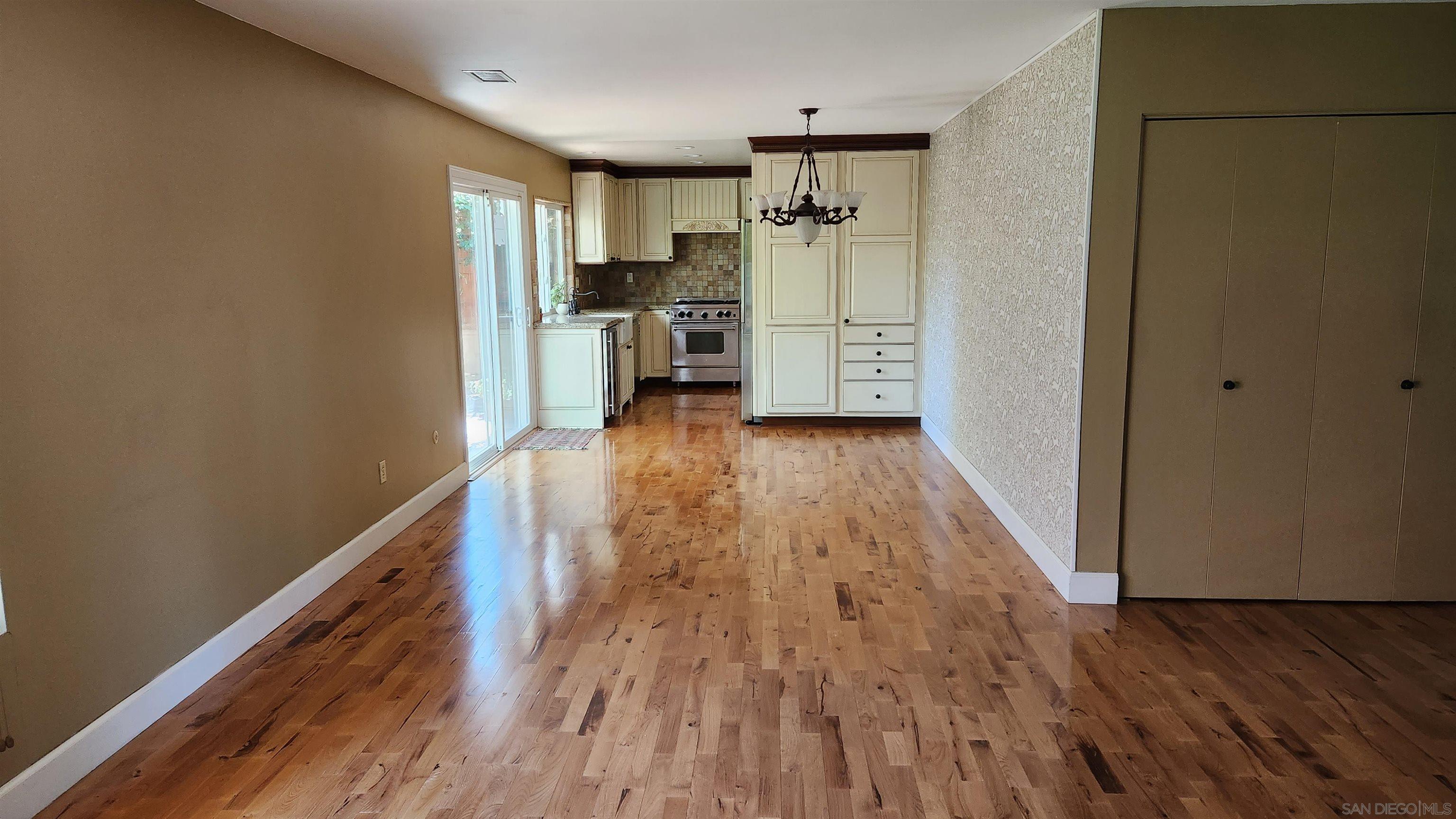 10167 Spring Manor Ct