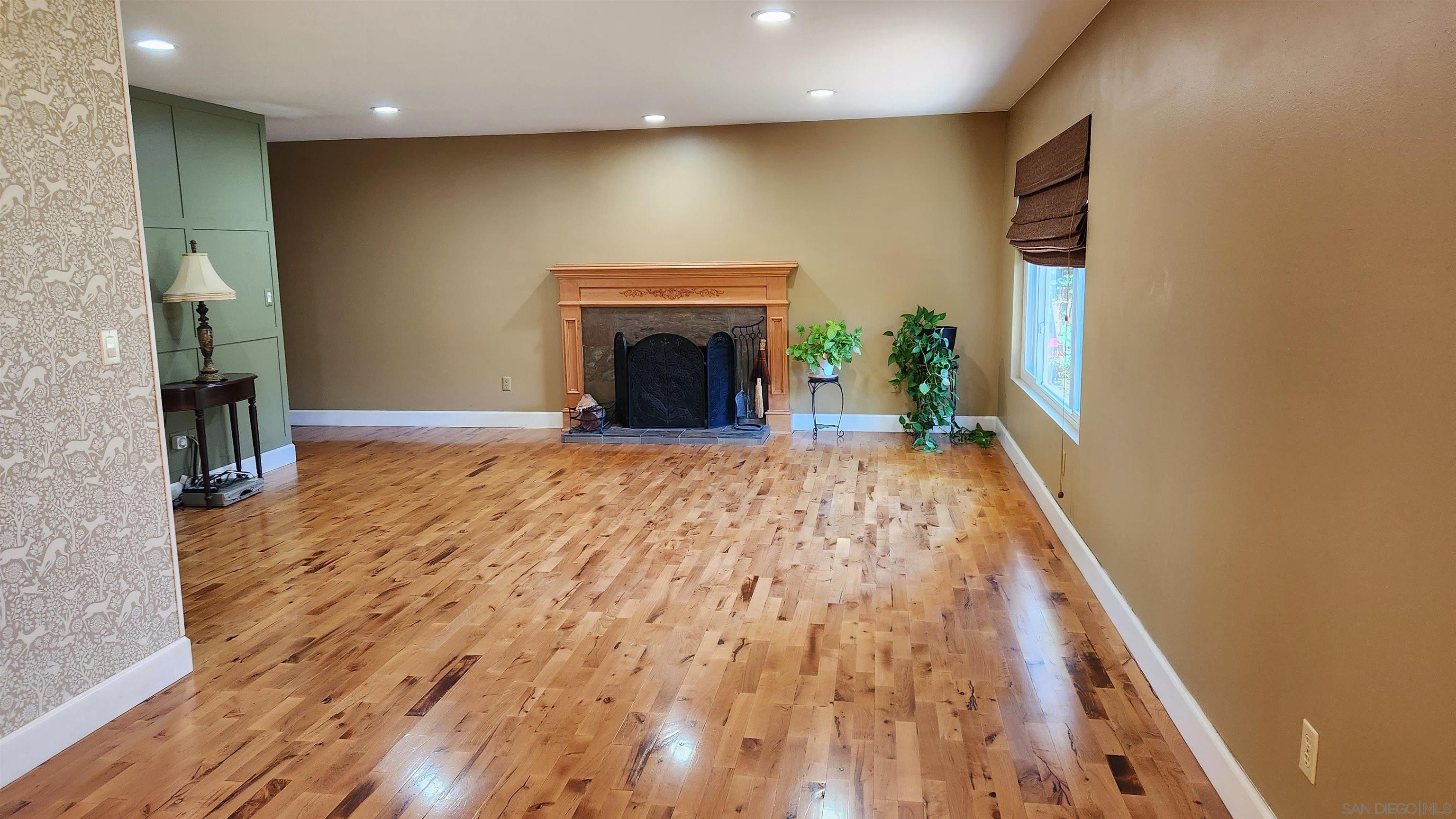 10167 Spring Manor Ct