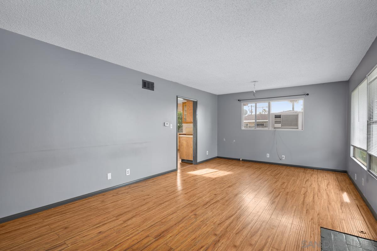 10053 Central Ave.