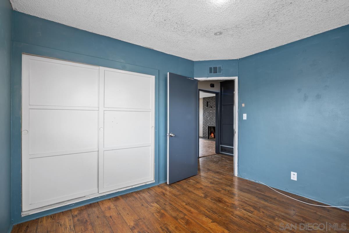 10053 Central Ave.