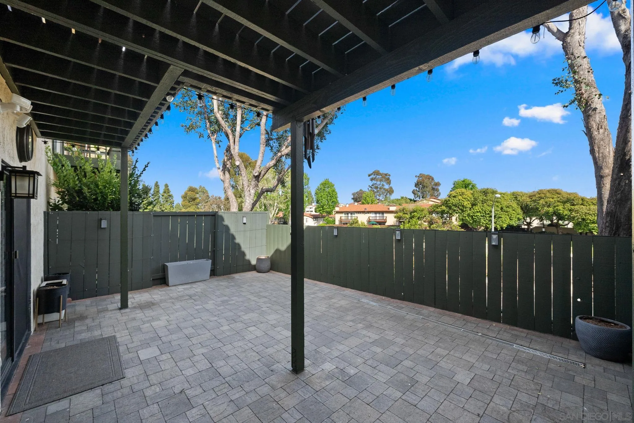 6953 Camino Pacheco