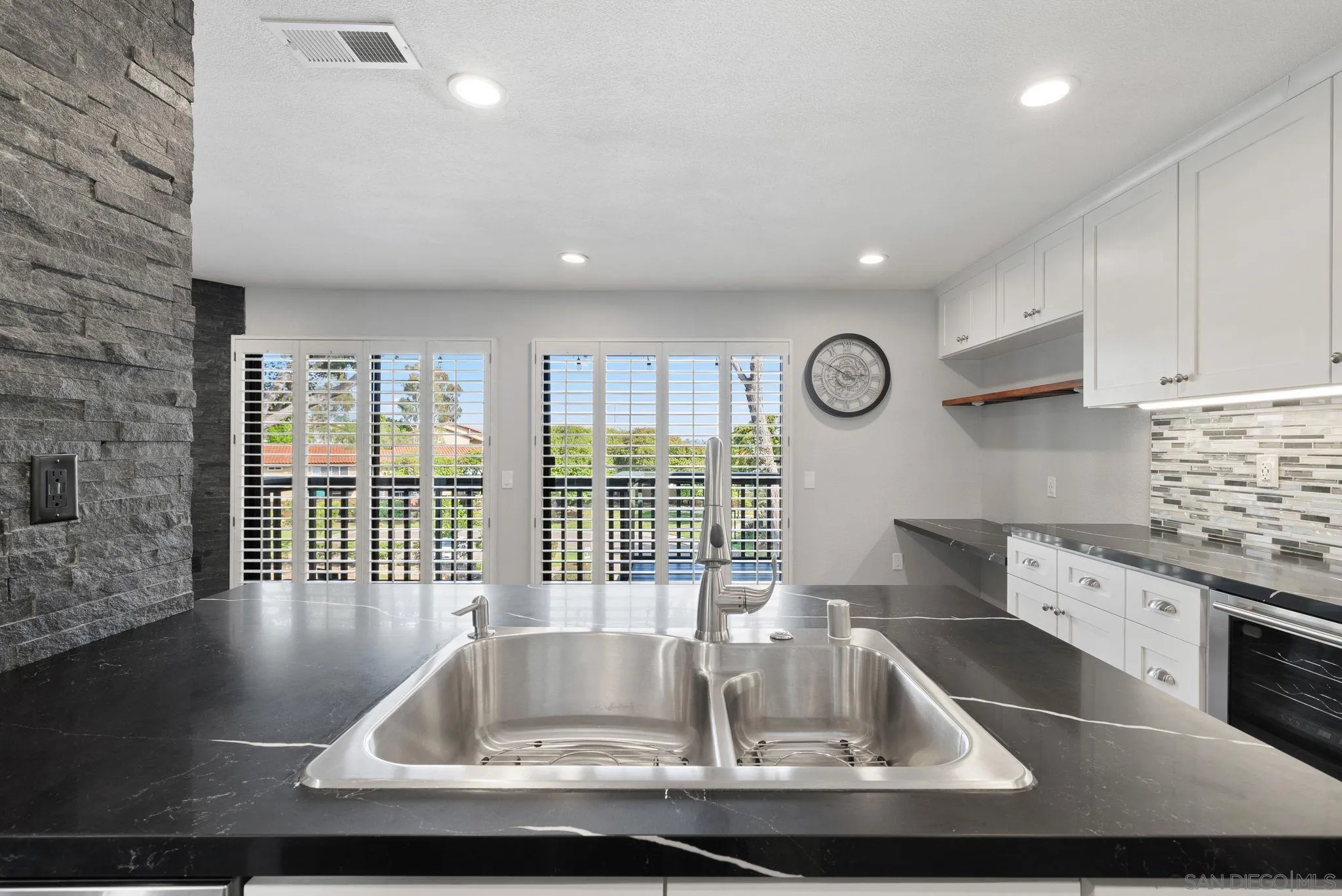 6953 Camino Pacheco