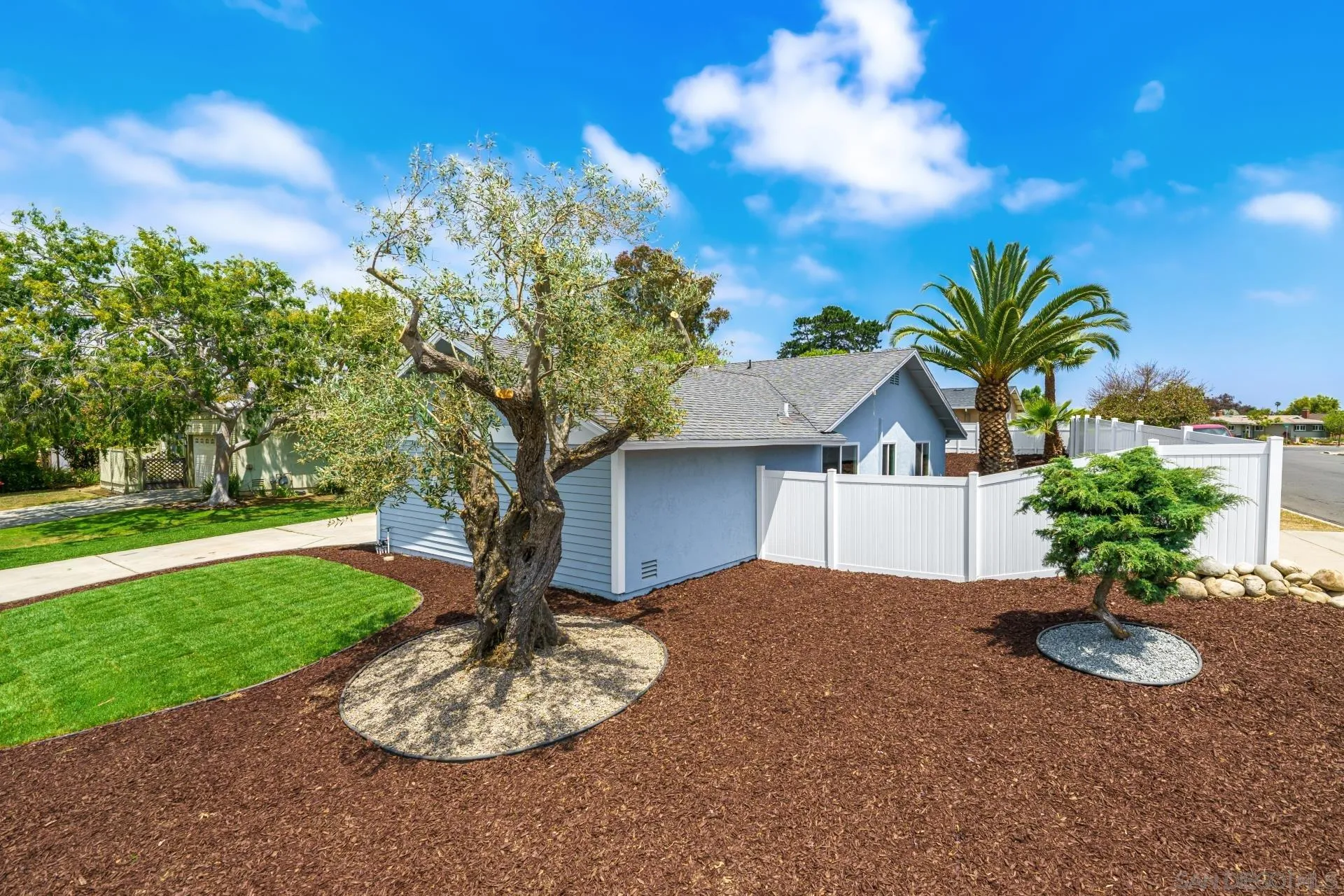 3042 Driscoll