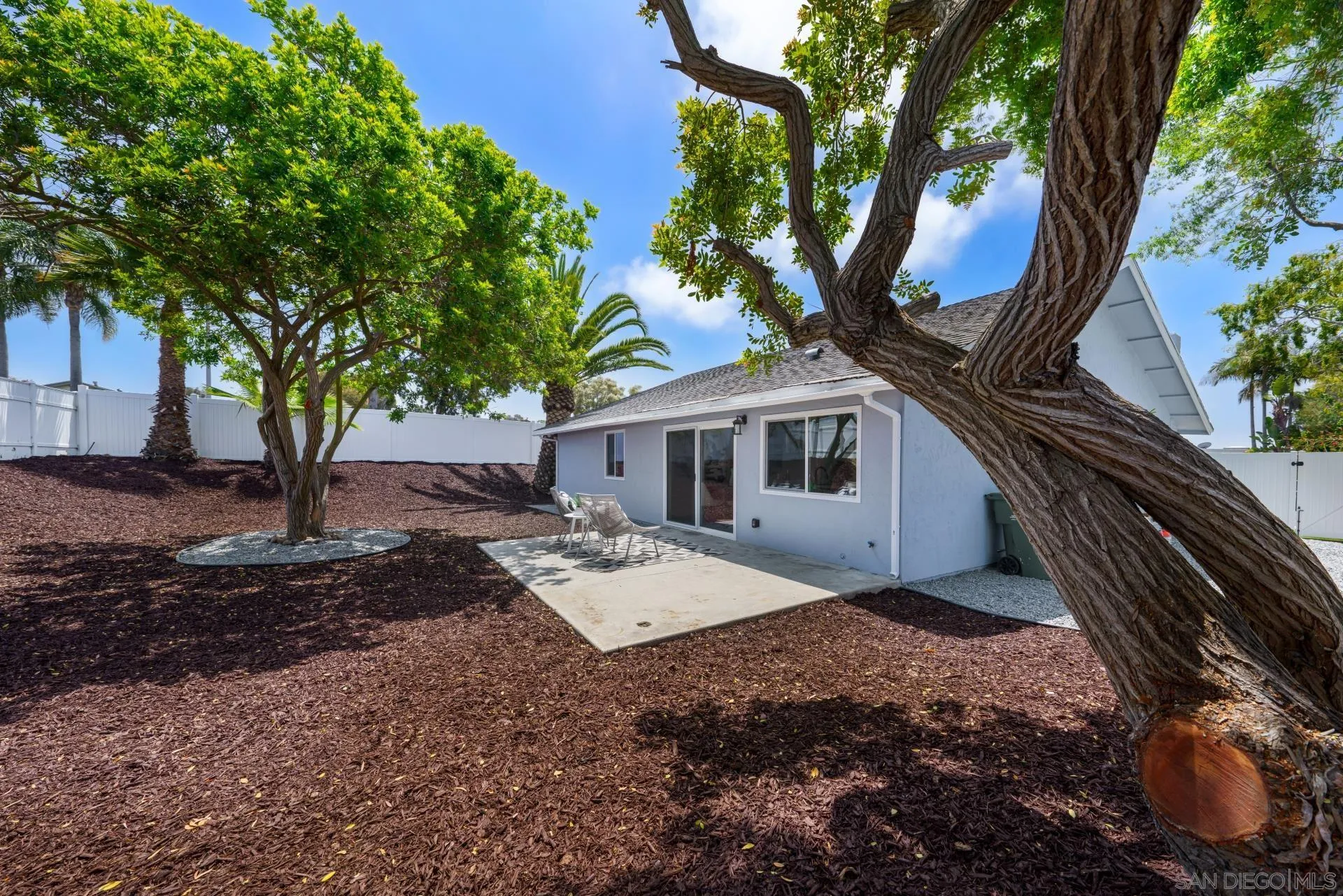 3042 Driscoll
