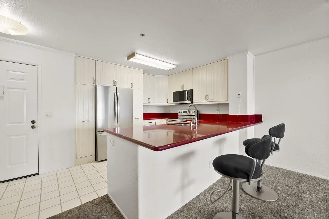 3795 Georgia St # 406