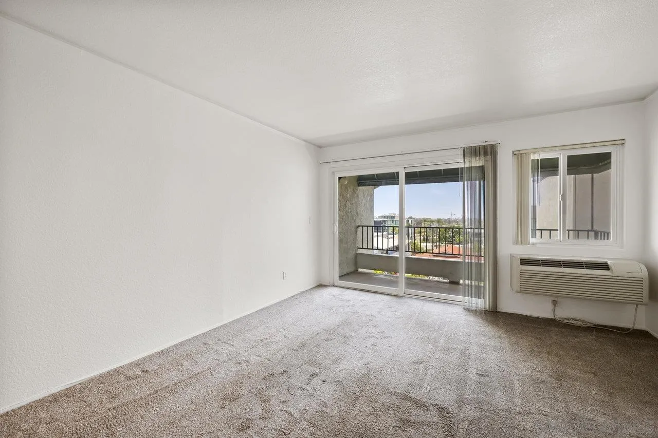 3795 Georgia St # 406