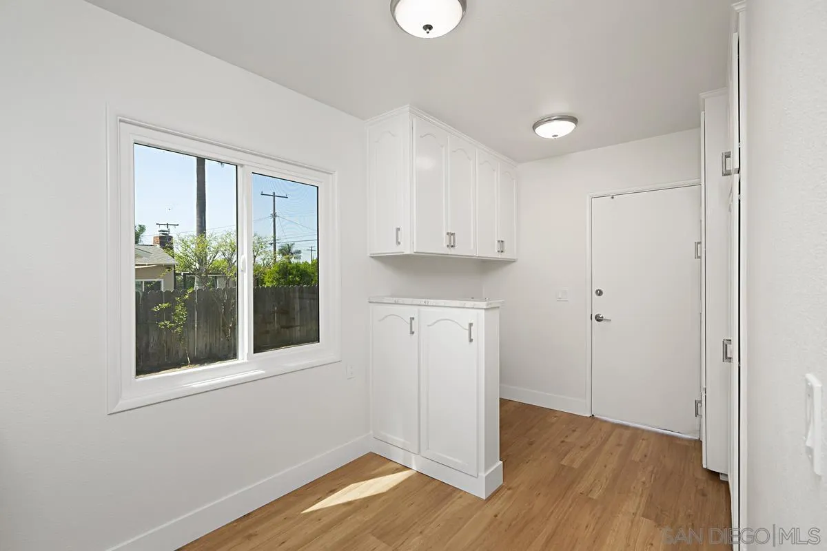 10052 Central Ave.