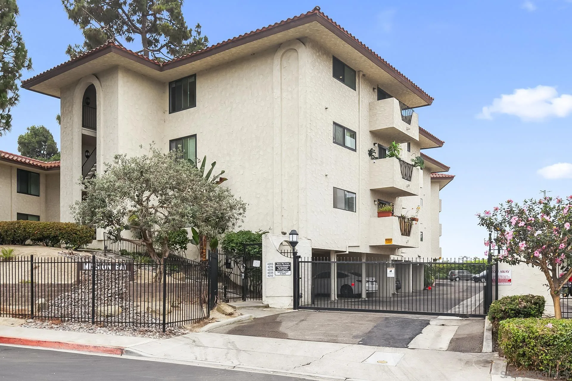 4215 Asher St # 35