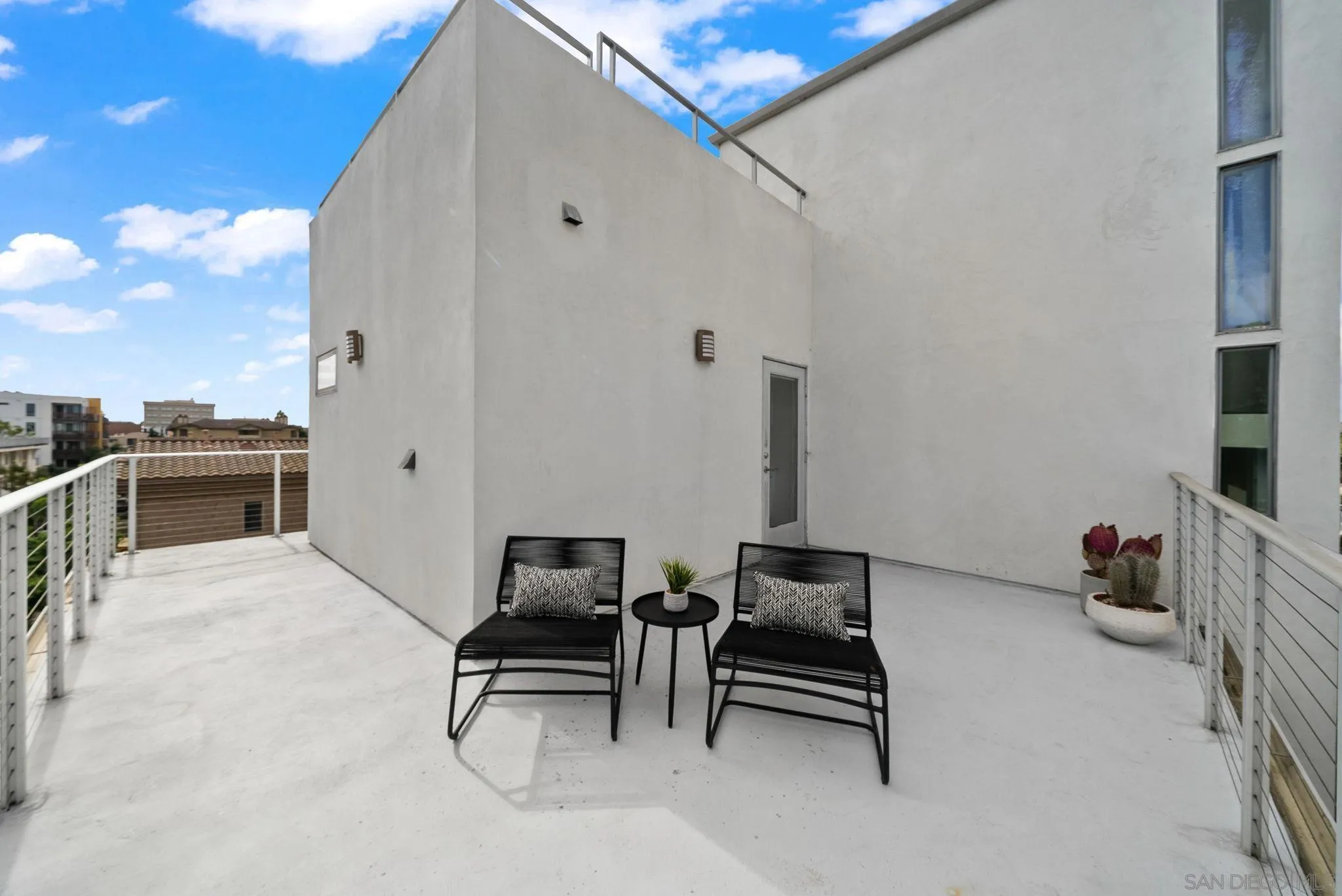 4257 3rd Ave # 2