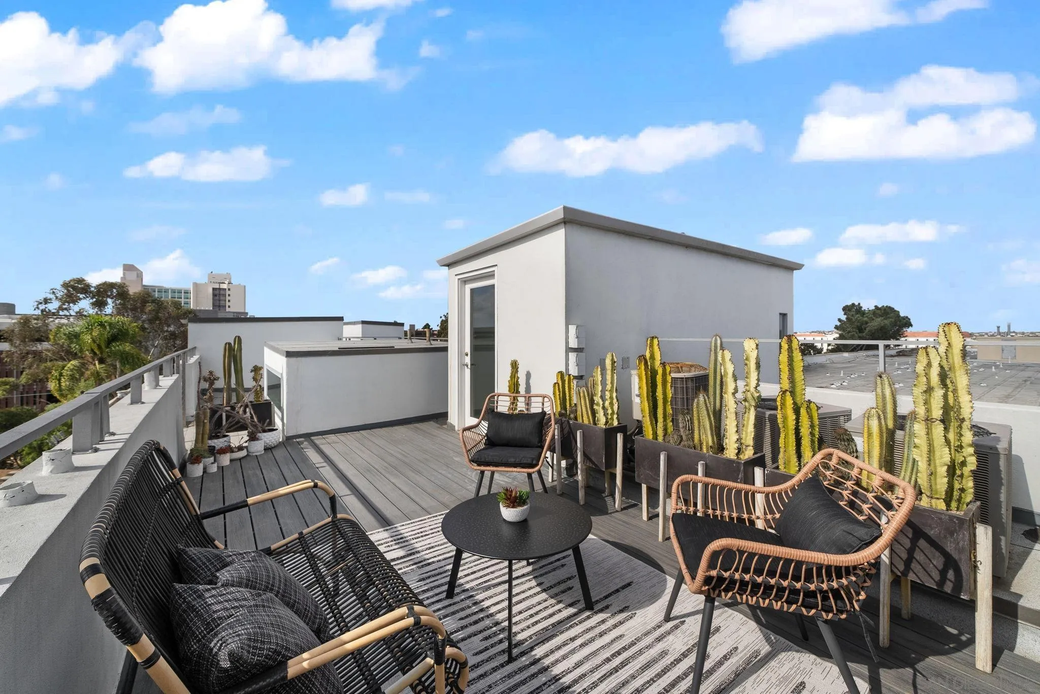 4257 3rd Ave # 2