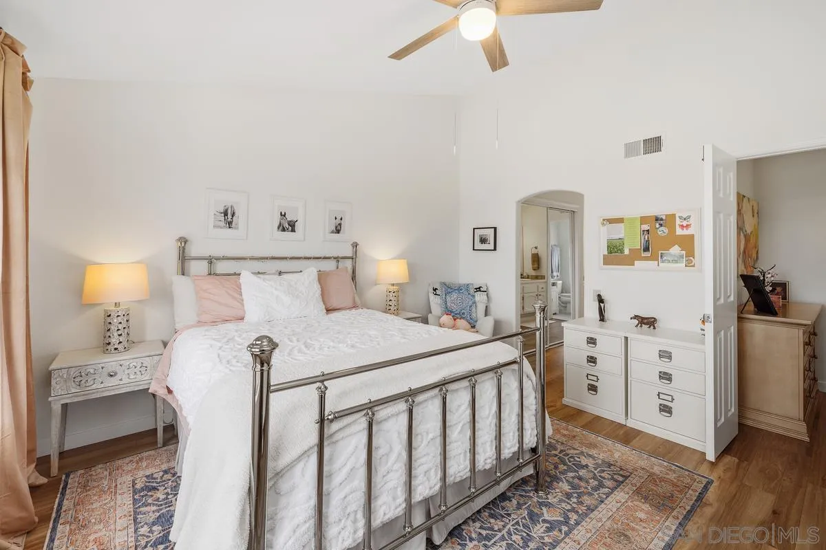 16304 Avenida Venusto Unit E
