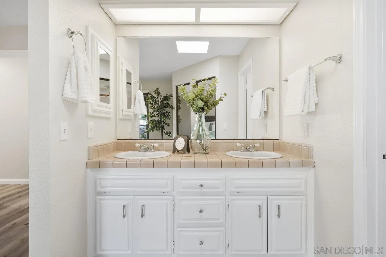 20887 Palomar Mountain View Rd